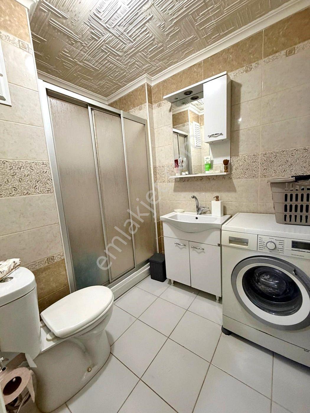 Alban'dan Bahçe Kullanımlı Metrobüs Dibi 90m² 2+1 Satılık Daire - Görsel 9