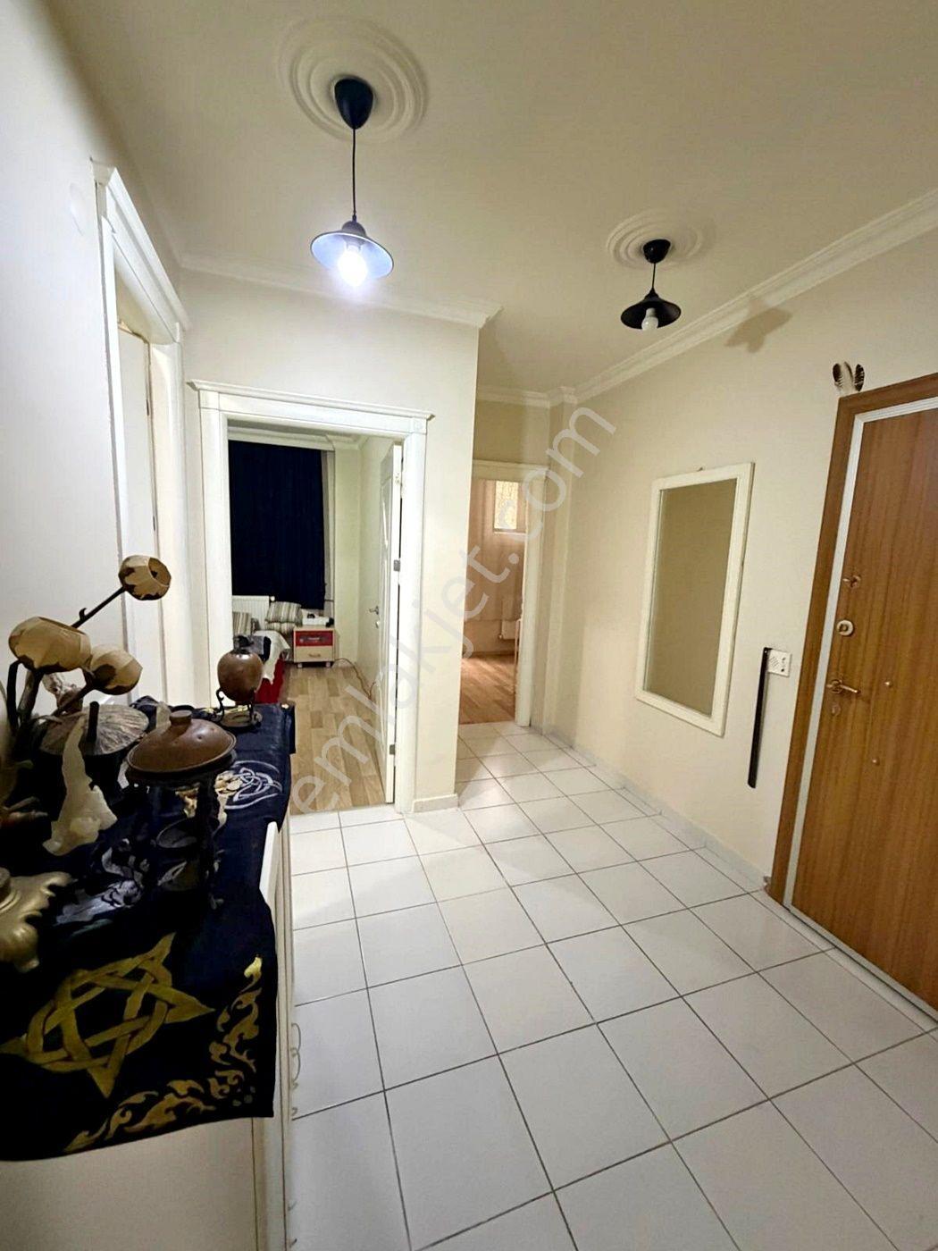 Alban'dan Bahçe Kullanımlı Metrobüs Dibi 90m² 2+1 Satılık Daire - Görsel 10