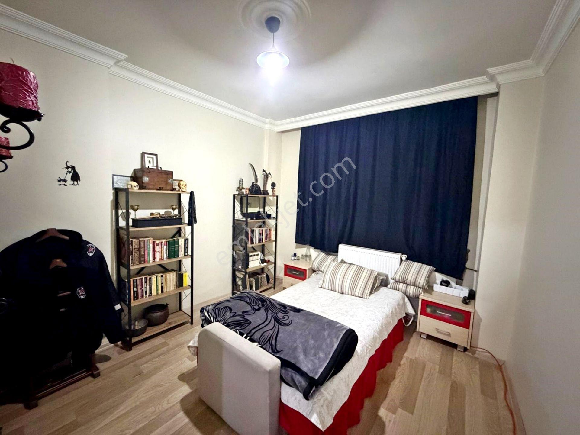 Alban'dan Bahçe Kullanımlı Metrobüs Dibi 90m² 2+1 Satılık Daire - Görsel 5