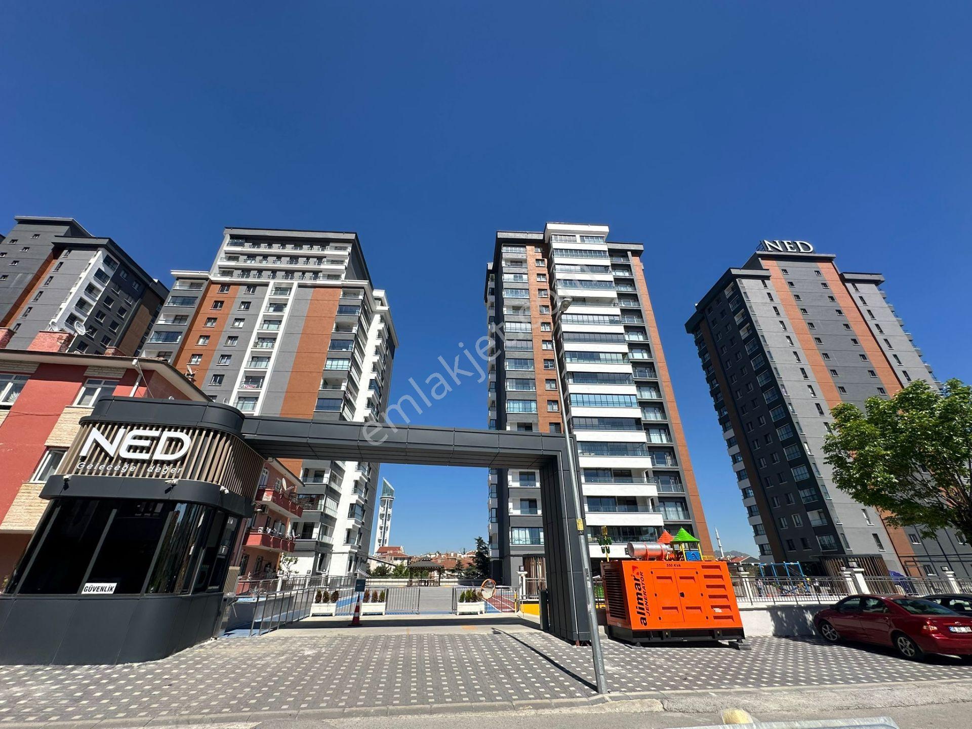 Çiçekli Mah. İncisi Ned Çiçeklide Orta Kat 4+1 Park Manzaralı - Görsel 34