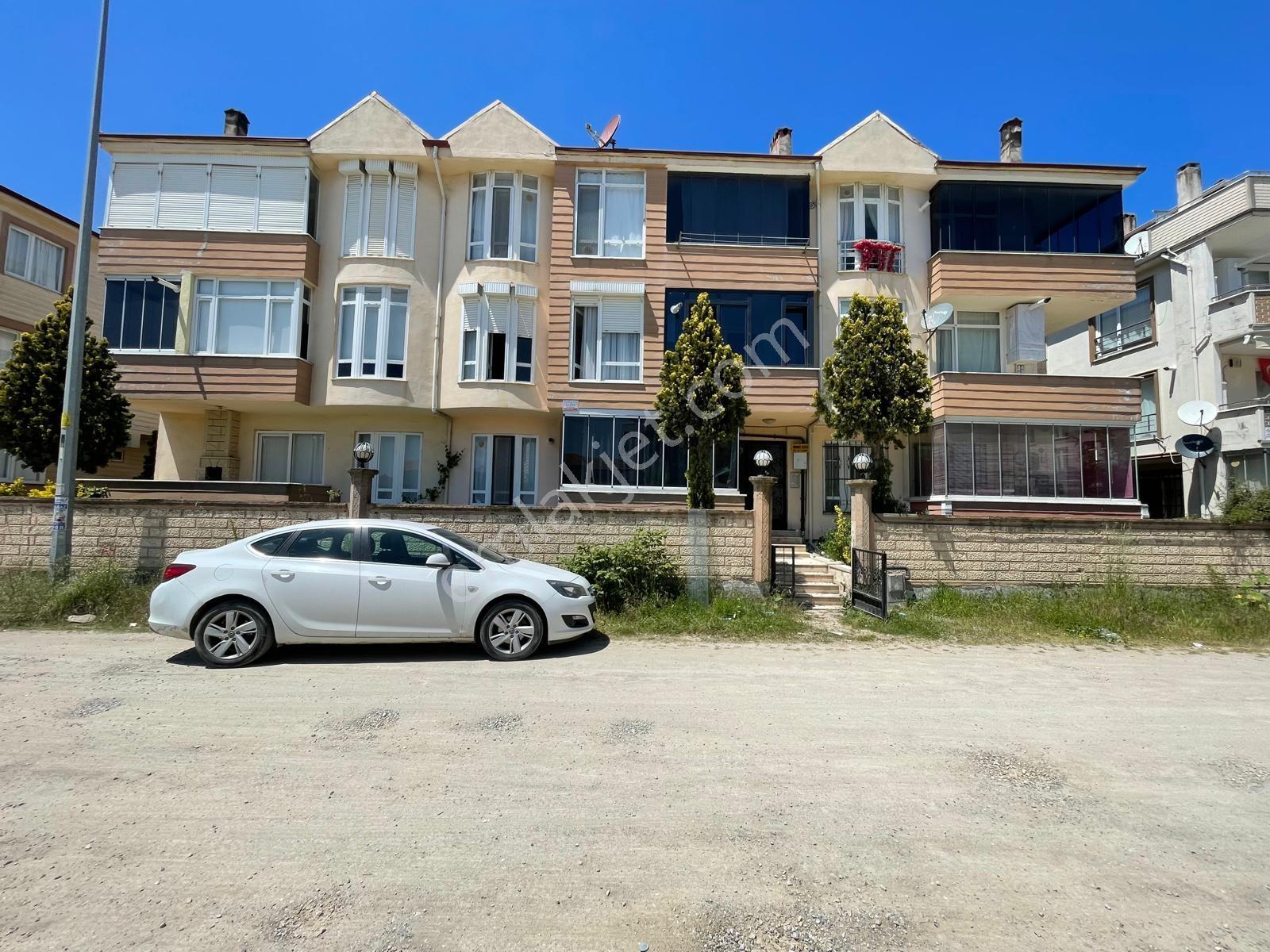 Vizyon Emlaktan Denize 100 Mt Mesafede Ara Kat Eşyalı 2+1 Daire - Görsel 11