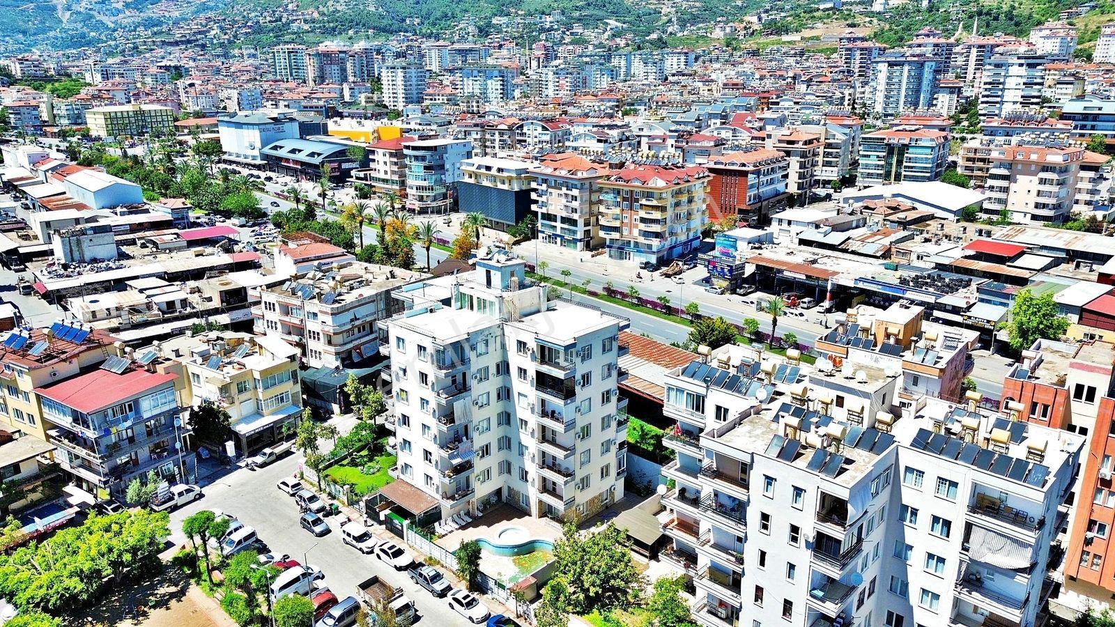 Alanya Cumhuriyet'de Denize Yakın Satılık 1+1 Eşyalı Daire - Görsel 4