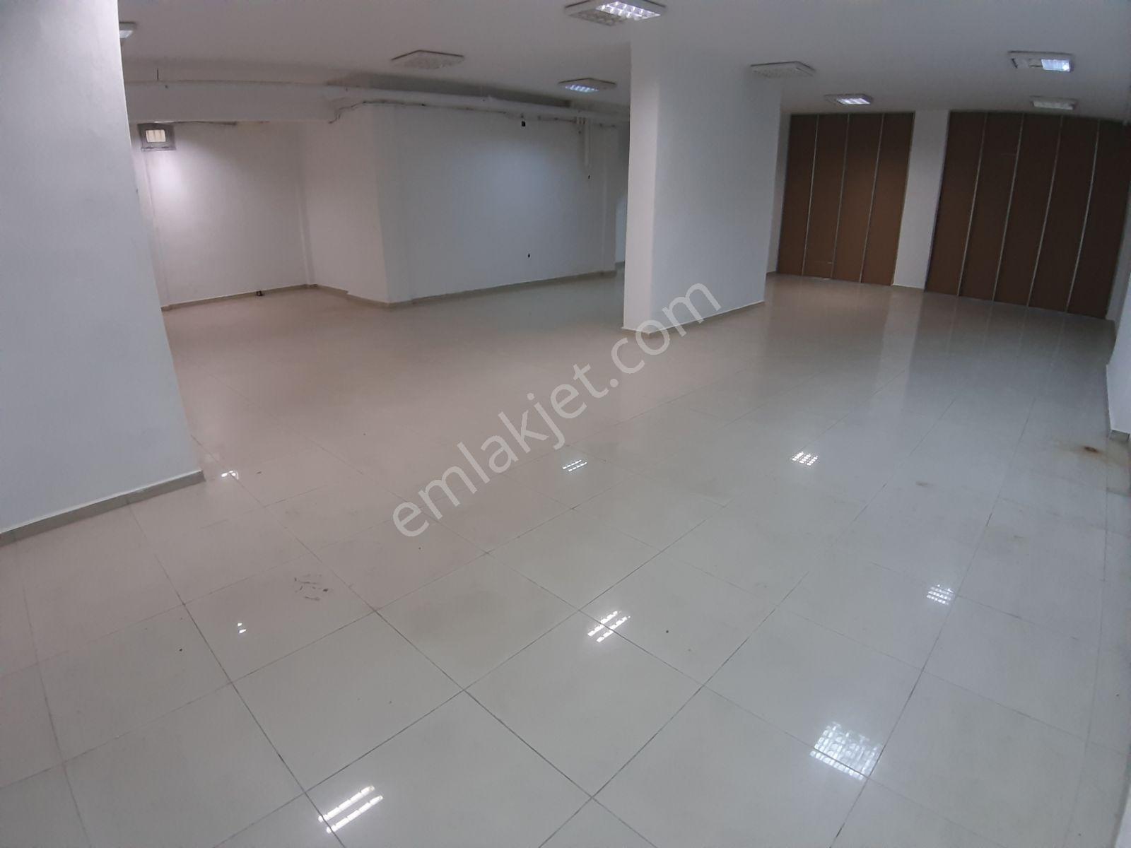 Yayla Gayrımenkuldn Ilkadım Bulvara Cephe Kıralık Dükkan 800 M² - Görsel 28