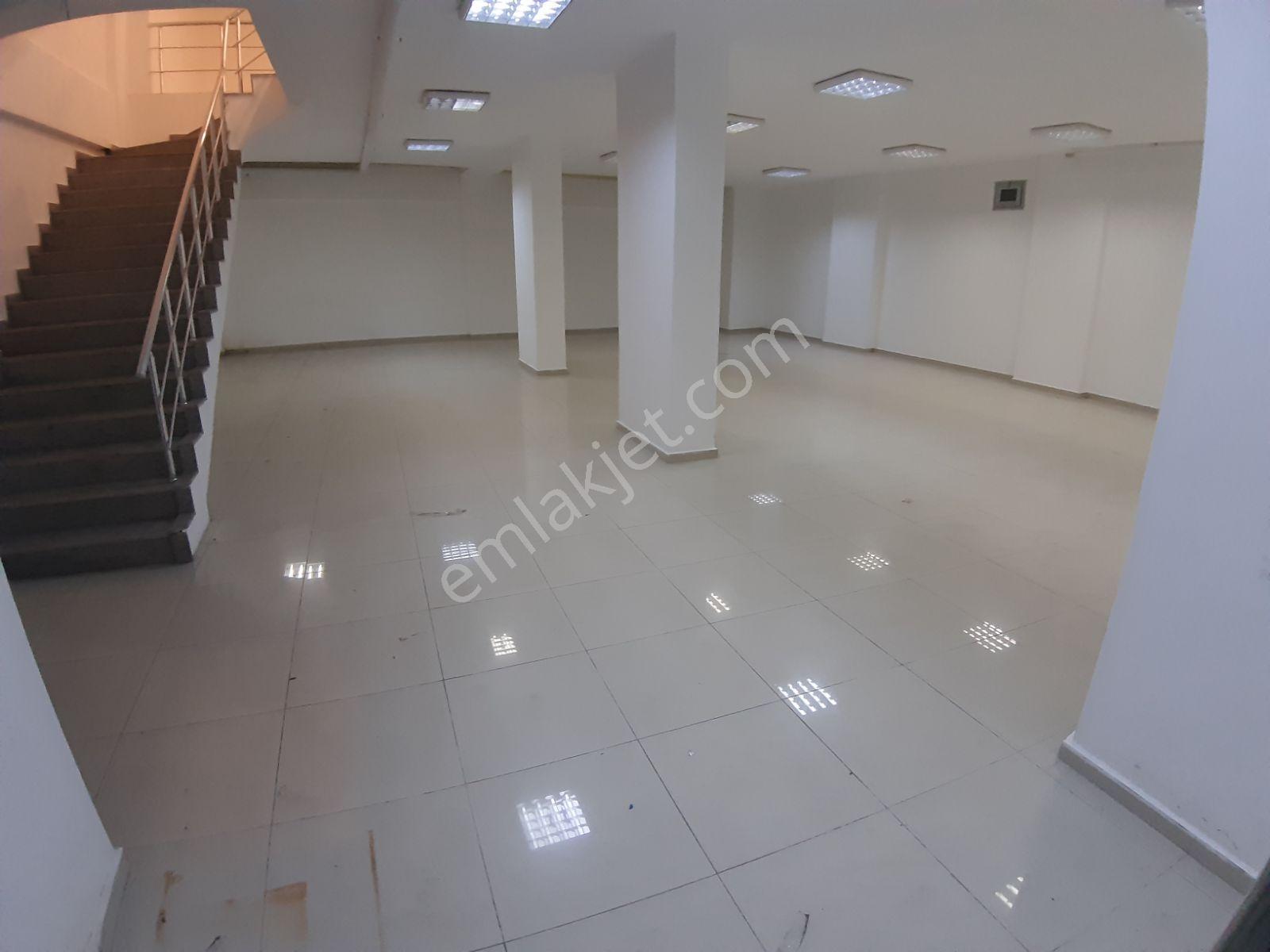 Yayla Gayrımenkuldn Ilkadım Bulvara Cephe Kıralık Dükkan 800 M² - Görsel 20
