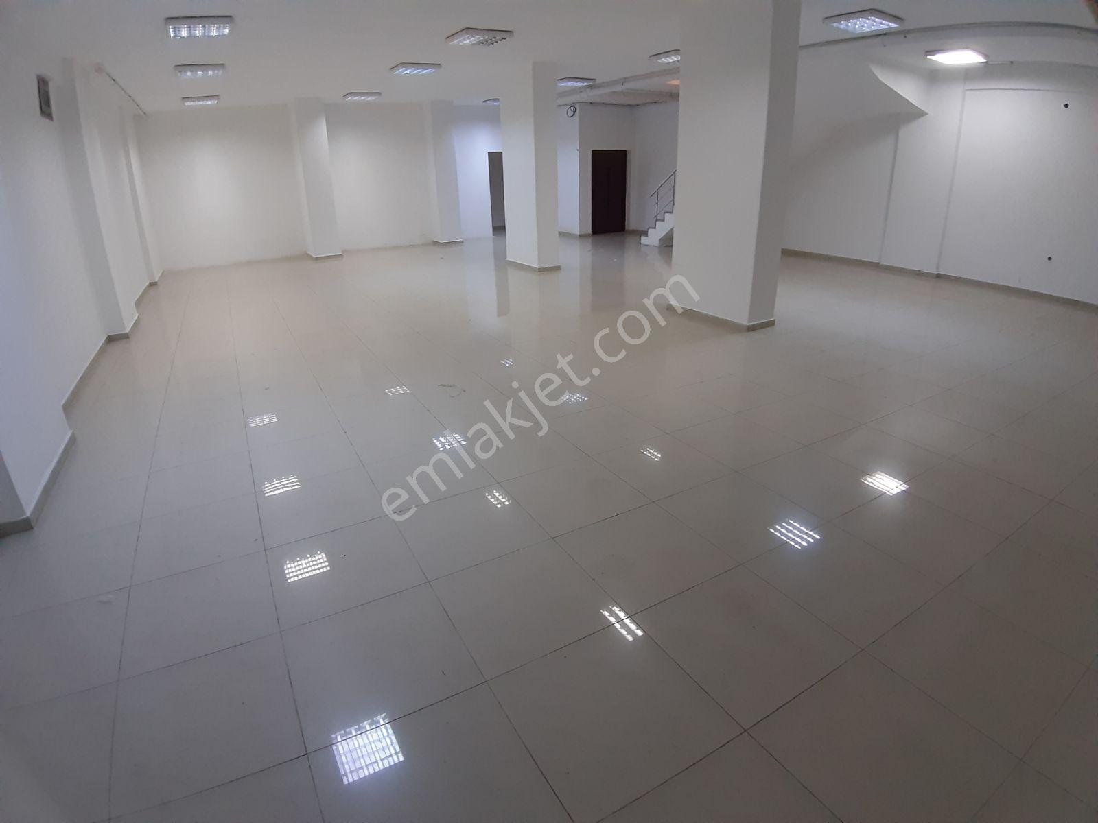 Yayla Gayrımenkuldn Ilkadım Bulvara Cephe Kıralık Dükkan 800 M² - Görsel 31