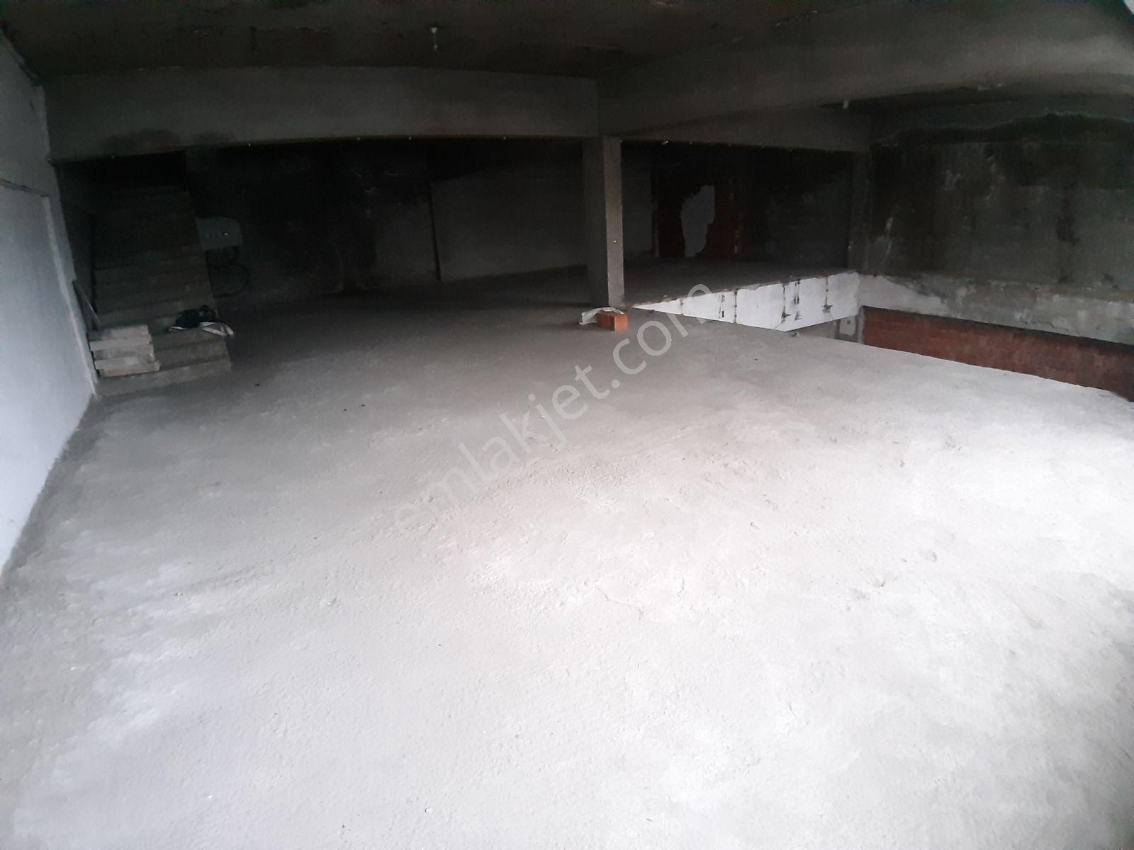 Yayla Gayrimenkulden Örnek Sanayıde Kıralık 350 M² Dükkan - Görsel 26