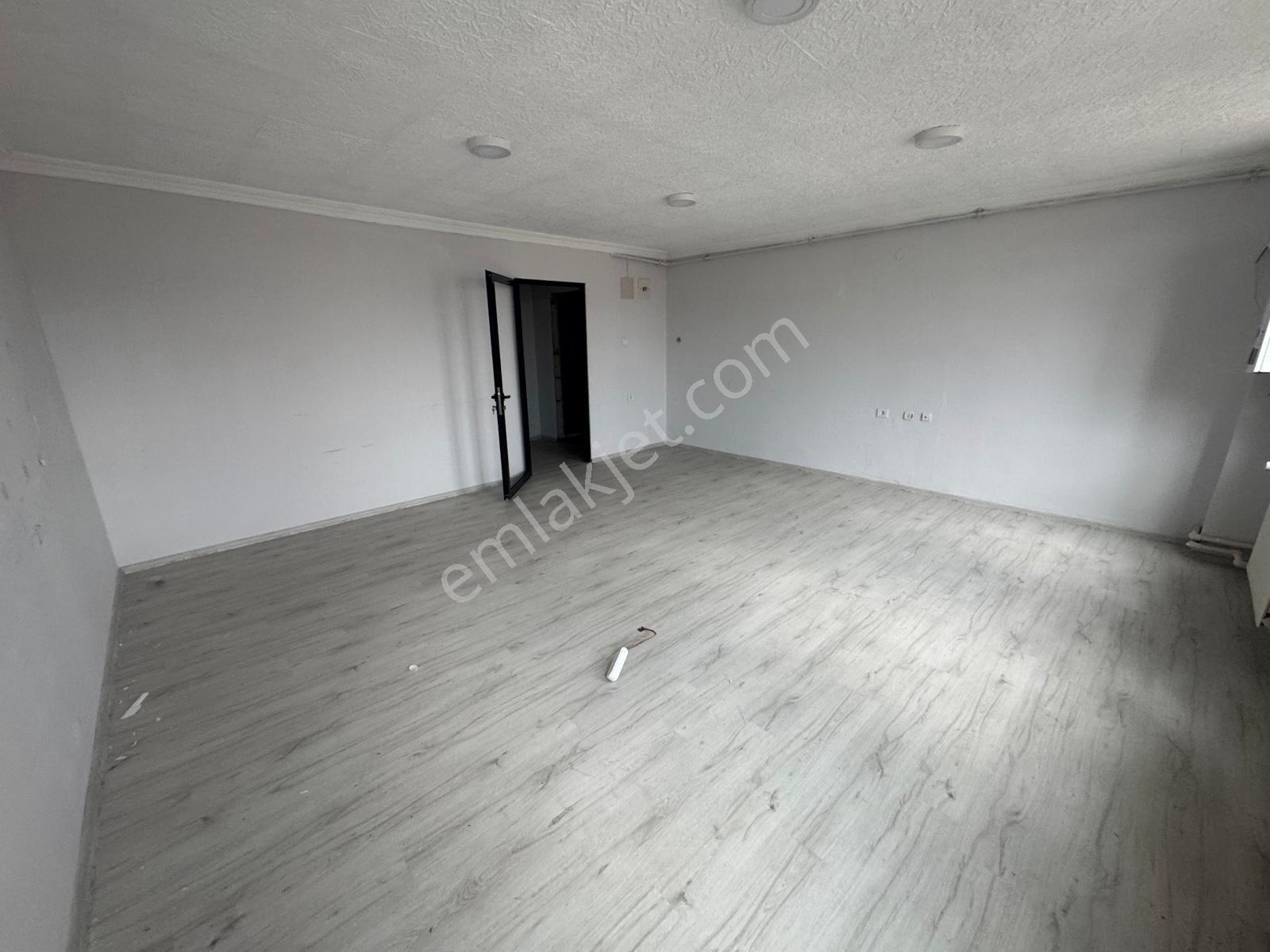 Çarşı Merkezinde Kiralık İşyeri - Görsel 9