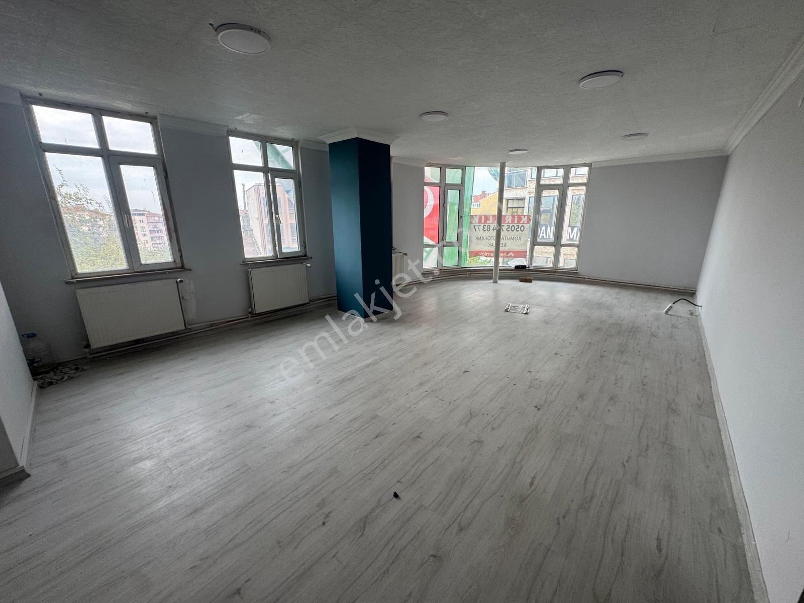Çarşı Merkezinde Kiralık İşyeri - Görsel 2