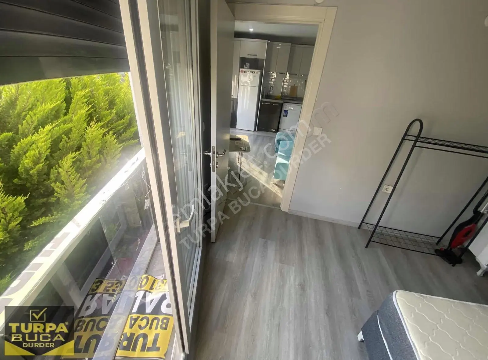 Adatepe Pazarı Karşısı Lüks Tasarım Binada 1+1 Eşyalı Daire - Görsel 5