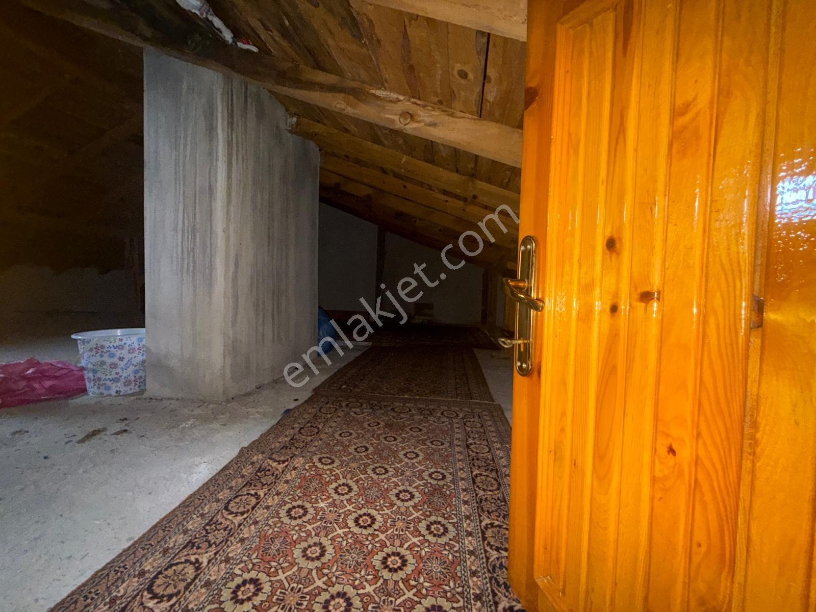Re/max Ay'dan Serdivan Kemalpaşada Yatırımlık Müstakil Ev - Görsel 15