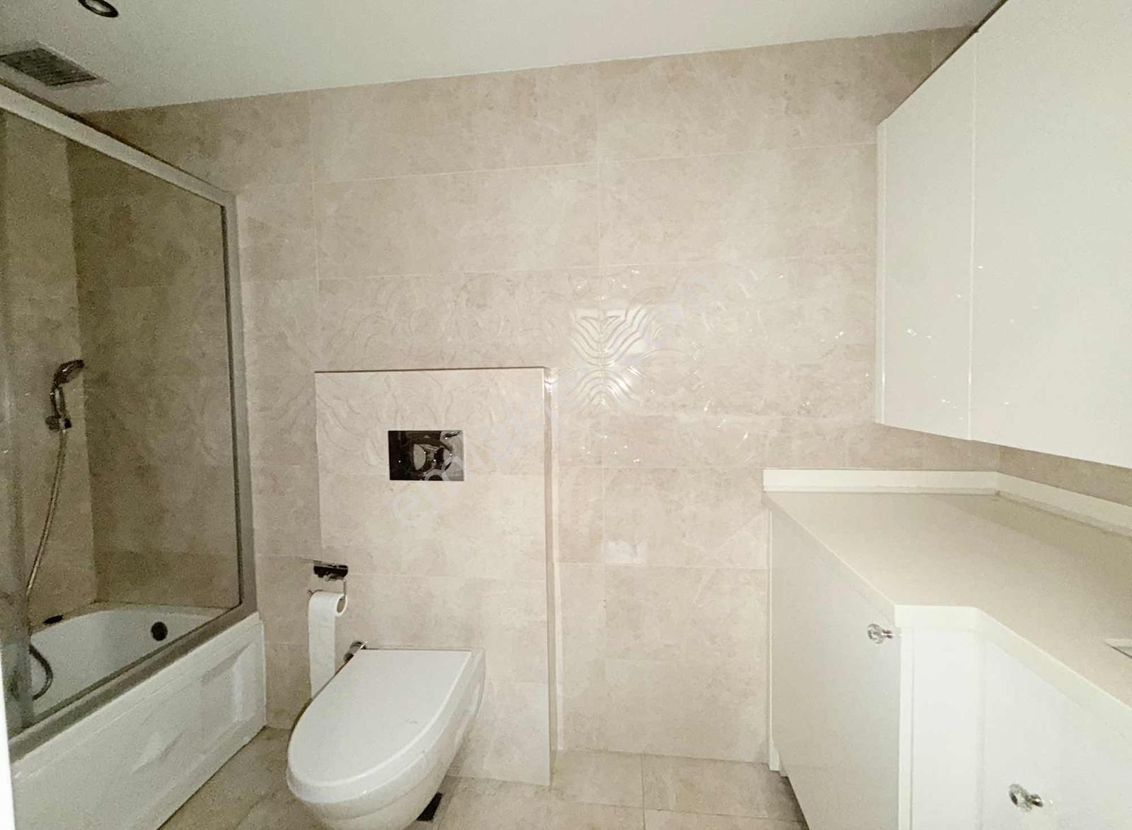 Erenköy'de Satılık 3+1 85 M² Boş Daire Cadde & Marmaray Yakını - Görsel 10