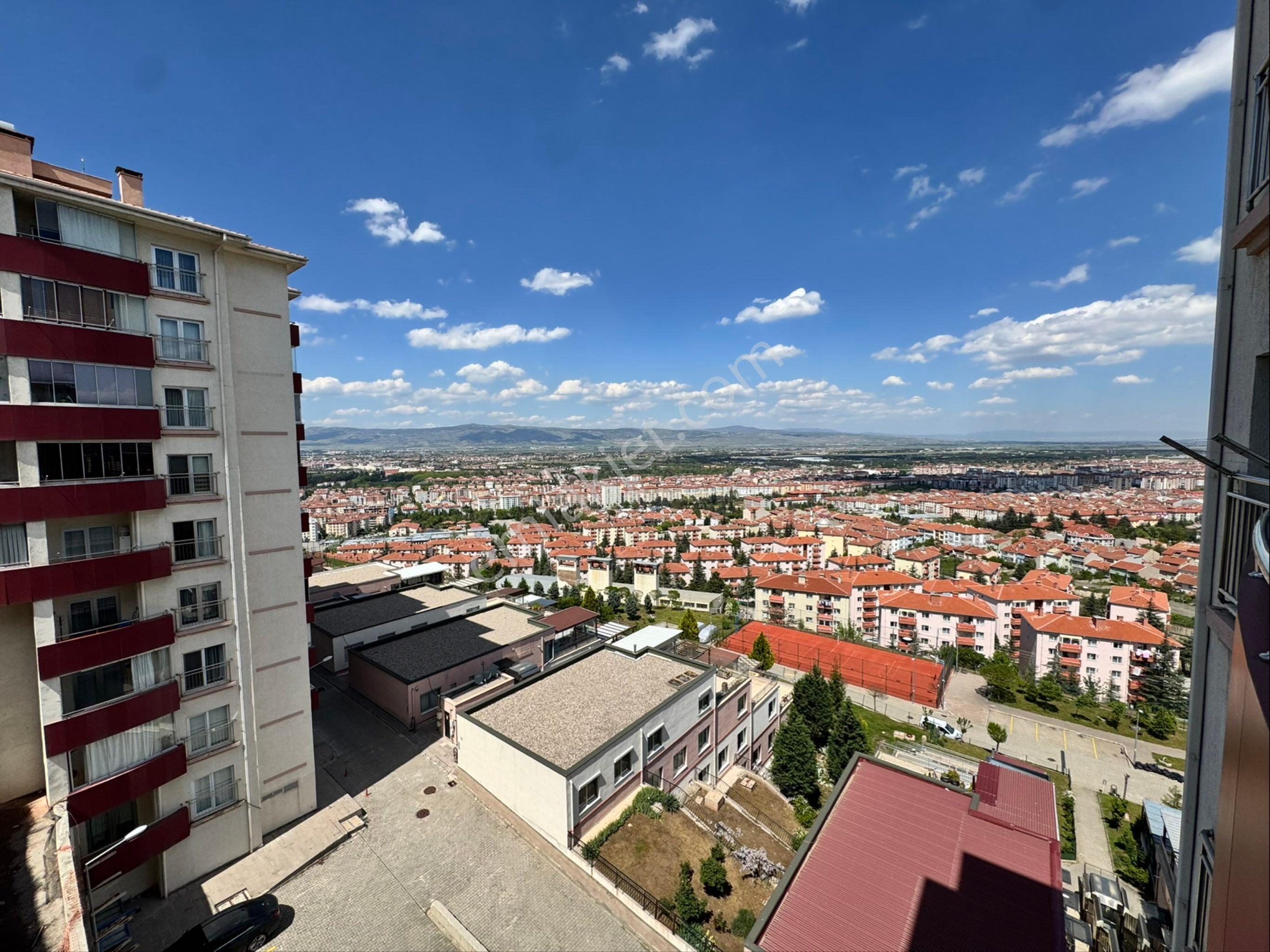 Pera'dan Karapınar Mah. Şehir Manzaralı Satılık 4+1 Daire - Görsel 31