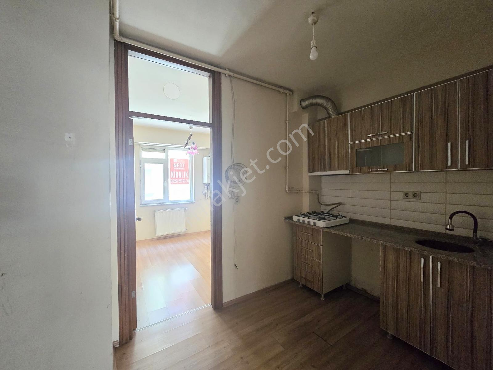 Rw Nest'ten Açıköğretim Binası Arkasında Çift Cephe 1+1 Kiralık - Görsel 4