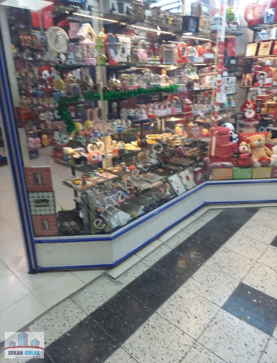 Erkan Emlaktan İnönü Kapalı Çarşısında Satılık 23 M2 Dükkan
