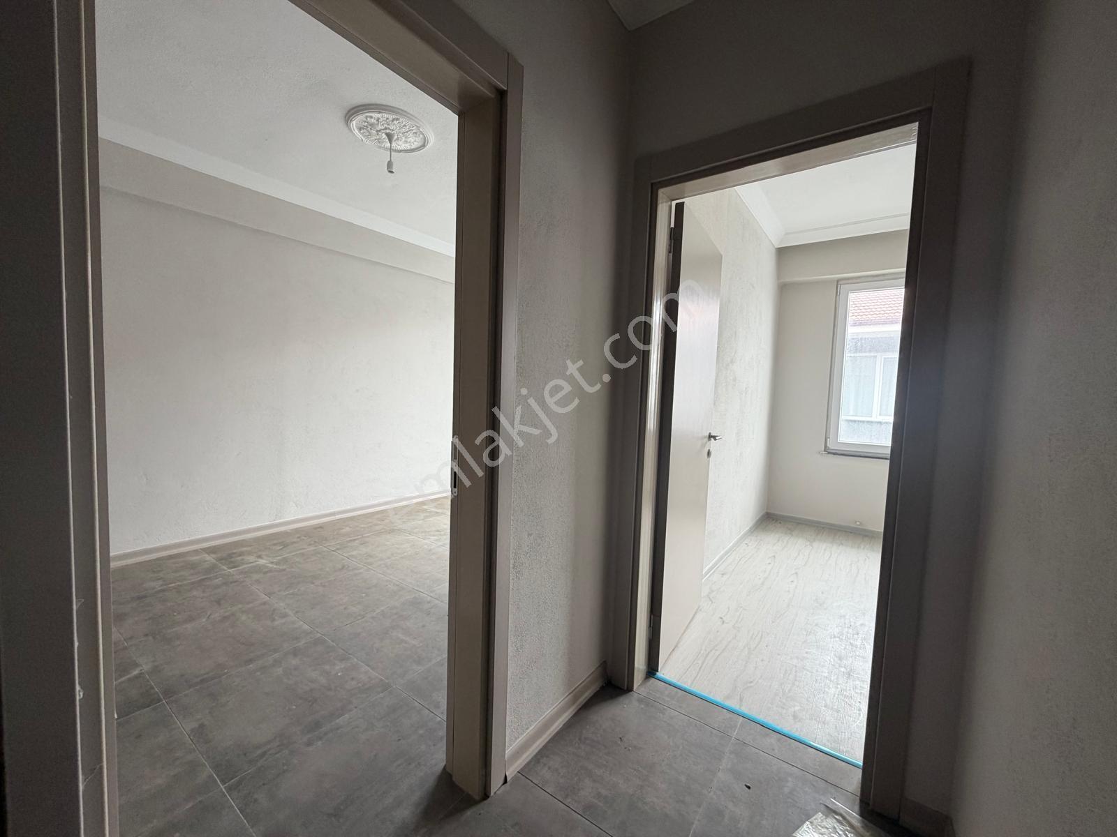 Havuzlu Sitede Kat Mülkiyetli 1+1 Satılık Muhteşem Daire - Görsel 15