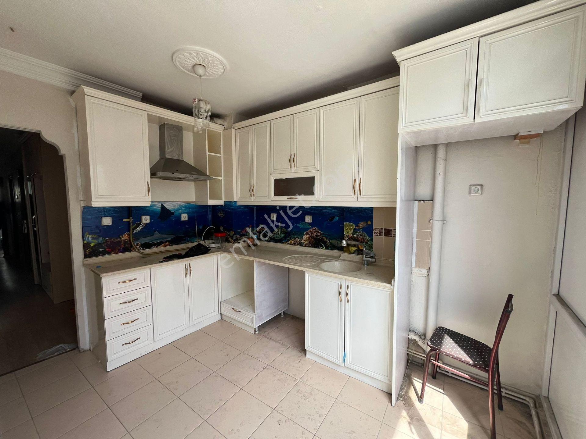 Acil Buca Şirinyer Caddesi Üstünde 3+1 110 M2 Arakat Satılık Daire - Görsel 5
