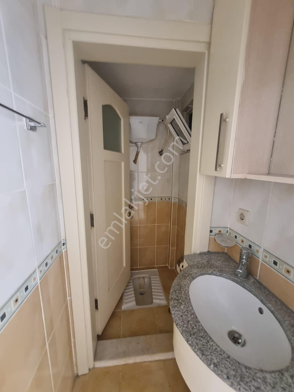 Kaan Emlaktan Selçukbey Mahallesinde Arakat Acil Satılık Daire - Görsel 13