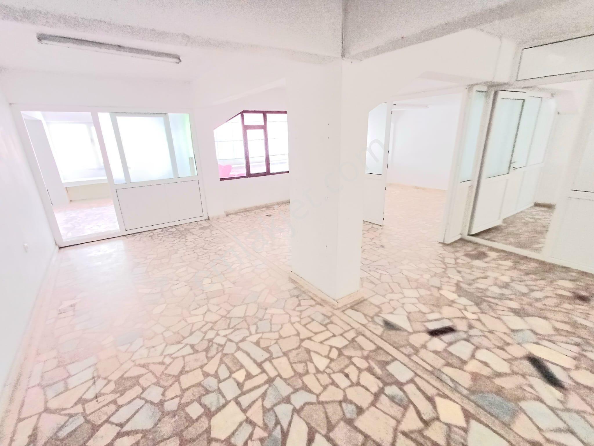 Maltepe Fındıklı 300m² Ofis Katlı Dükkan - Görsel 8