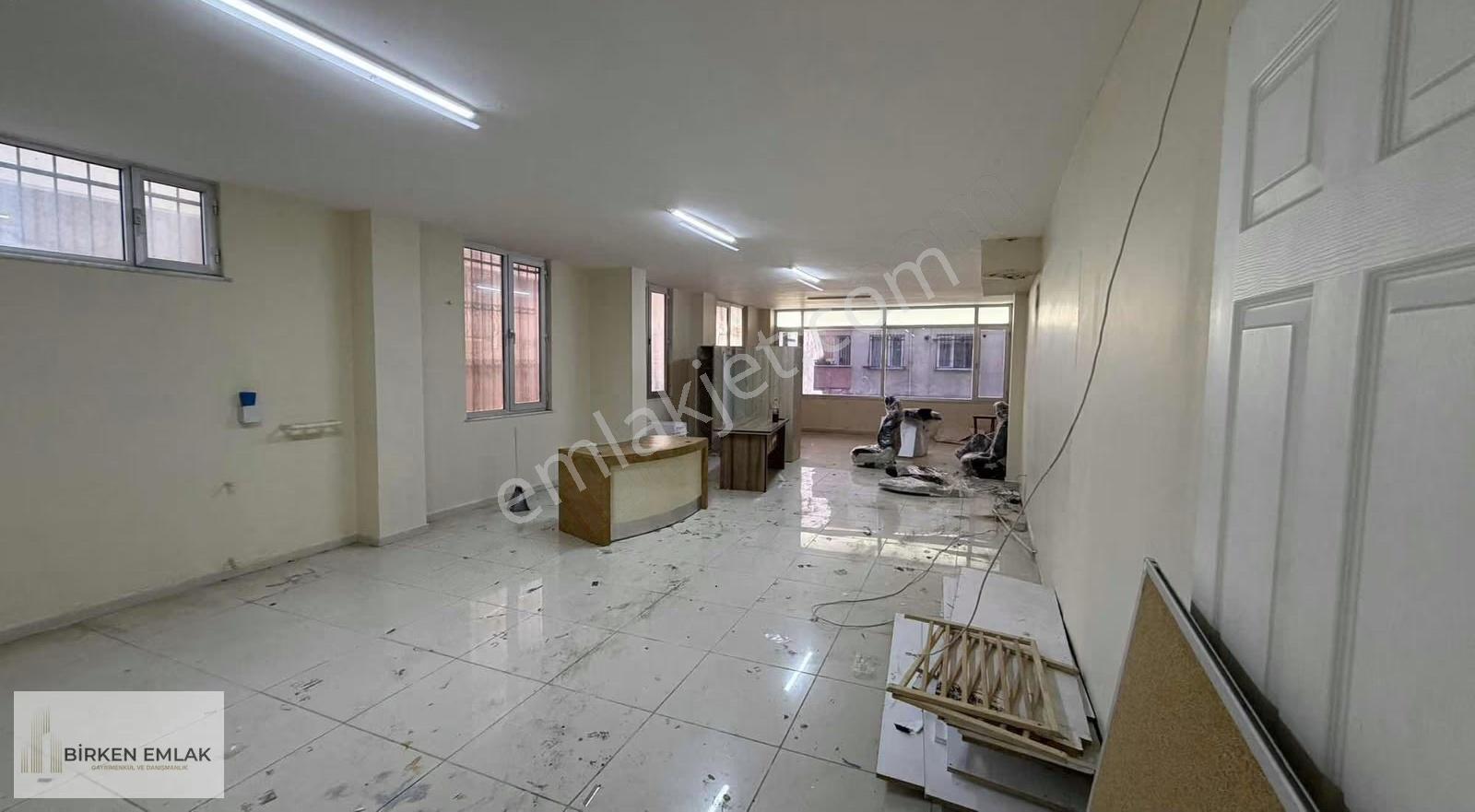 Birken Emlaktan 700 M2 Geniş Her Kullanıma Uygun Kiralık Dükkan - Görsel 4