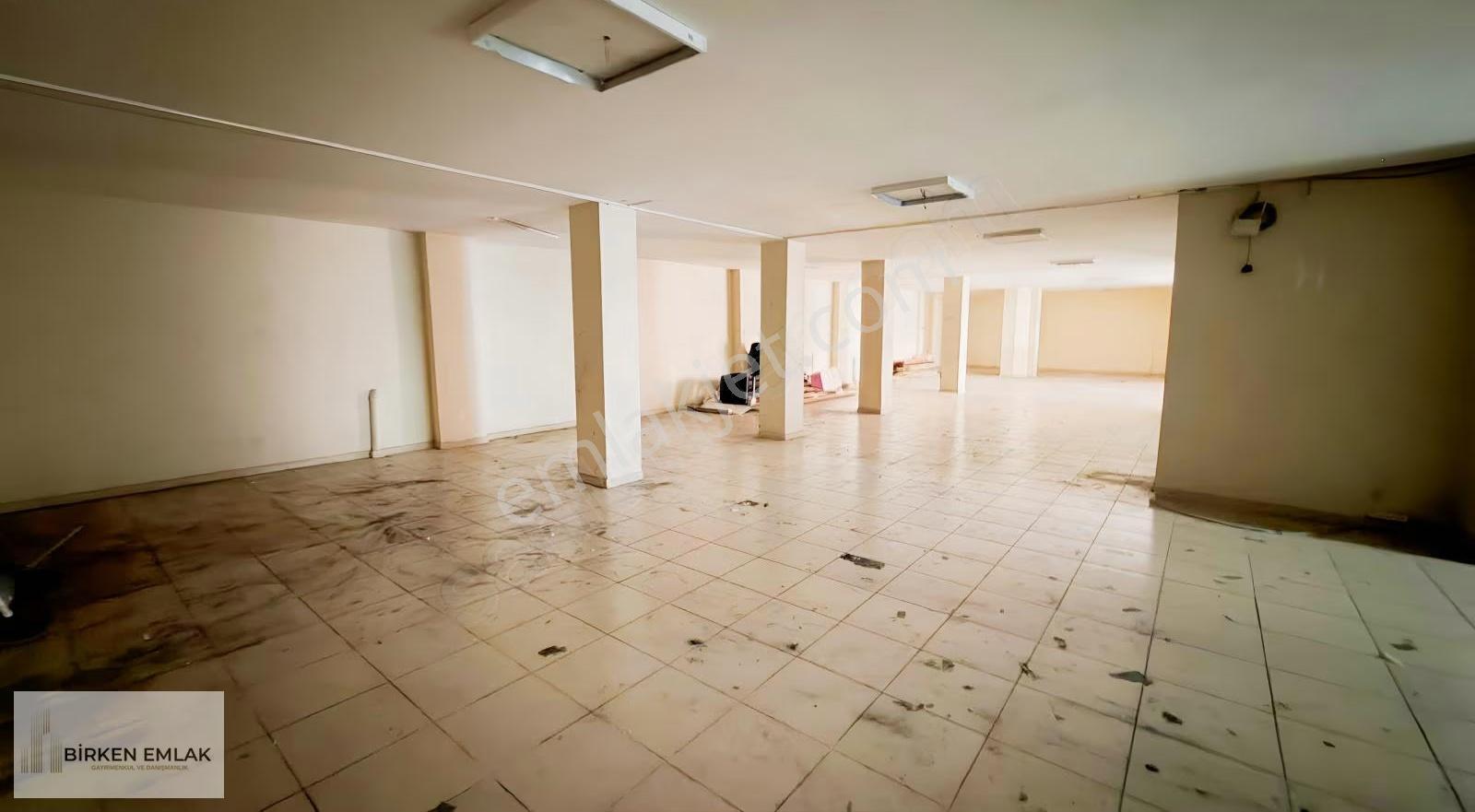 Birken Emlaktan 700 M2 Geniş Her Kullanıma Uygun Kiralık Dükkan - Görsel 24