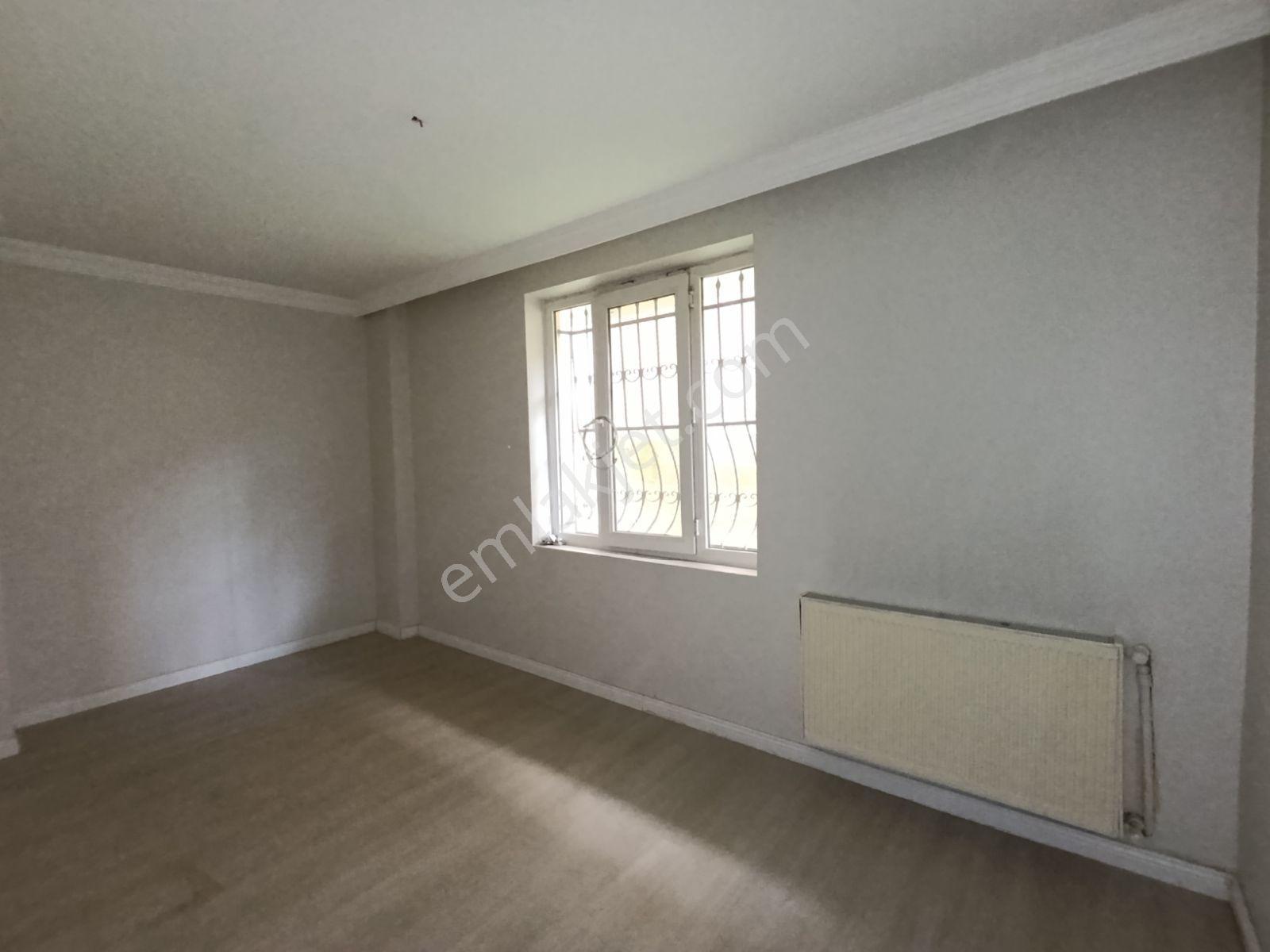 Çekmeköy Belediyesi'nin Karşısında 2+1 Kiralık Daire - Görsel 6