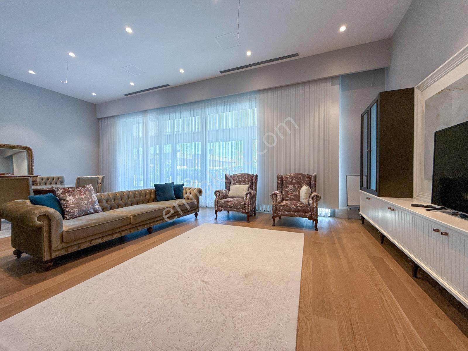 Manzara Vadi 'de Havuzlu Modern Tek Katlı 6+1 Villa - Görsel 4