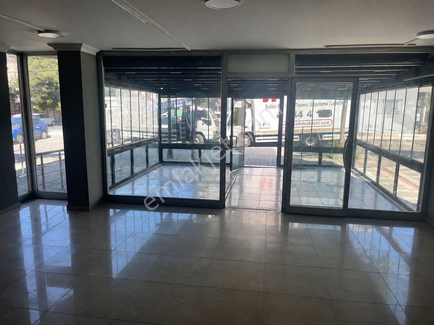 Güzelyalı Da Sahibinden Tek Kiralık İskanlı Düz Girişli İş Yeri - Görsel 9