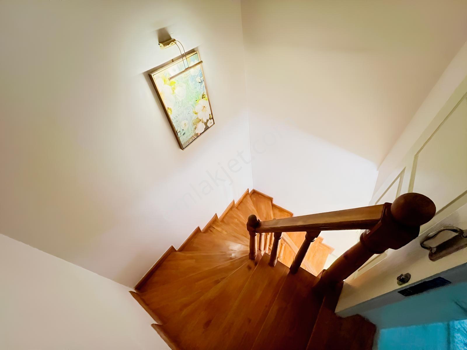 Sapanca Kurtköy Dibektaş Mahallesinde Göl Manzaralı Villa - Görsel 5