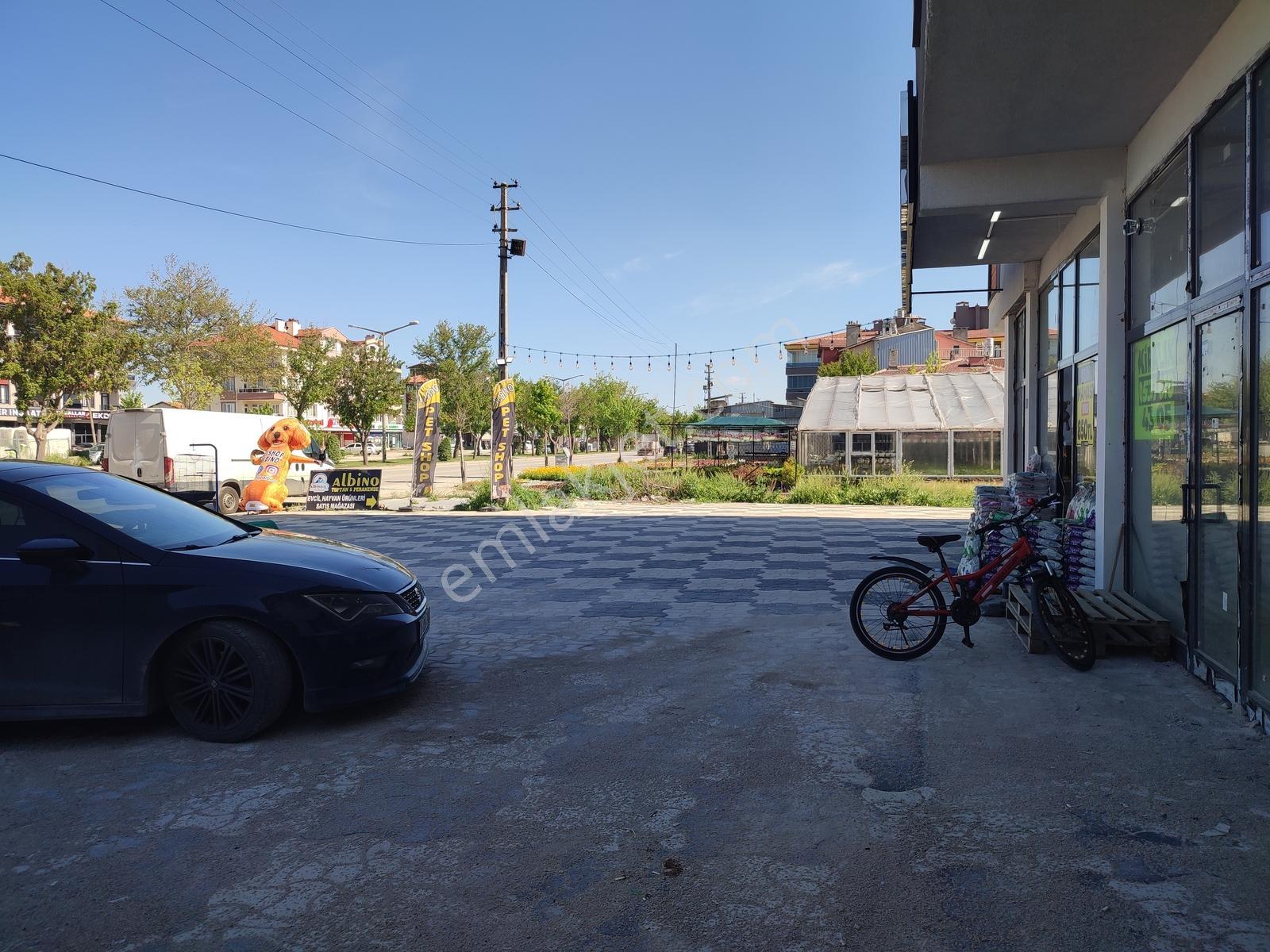 Karaman Yolunda Mükemmel Kiralık Fırın Ruhsatlı 220 M2 Dükkan - Görsel 8