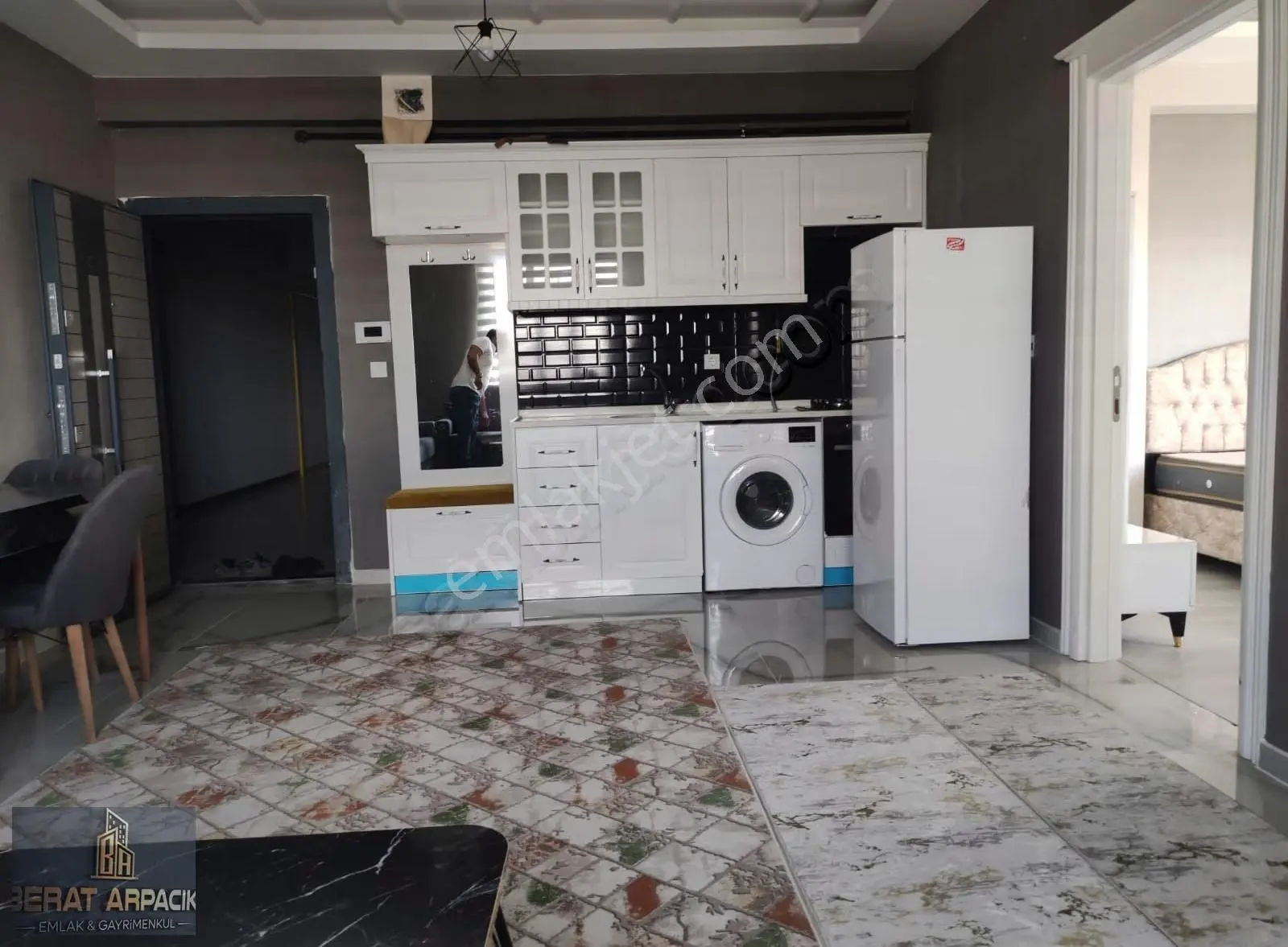 Şanlıurfanın En Nezih Sitesinde 1+1 Ful Eşyalı Kiralık Daire - Görsel 2