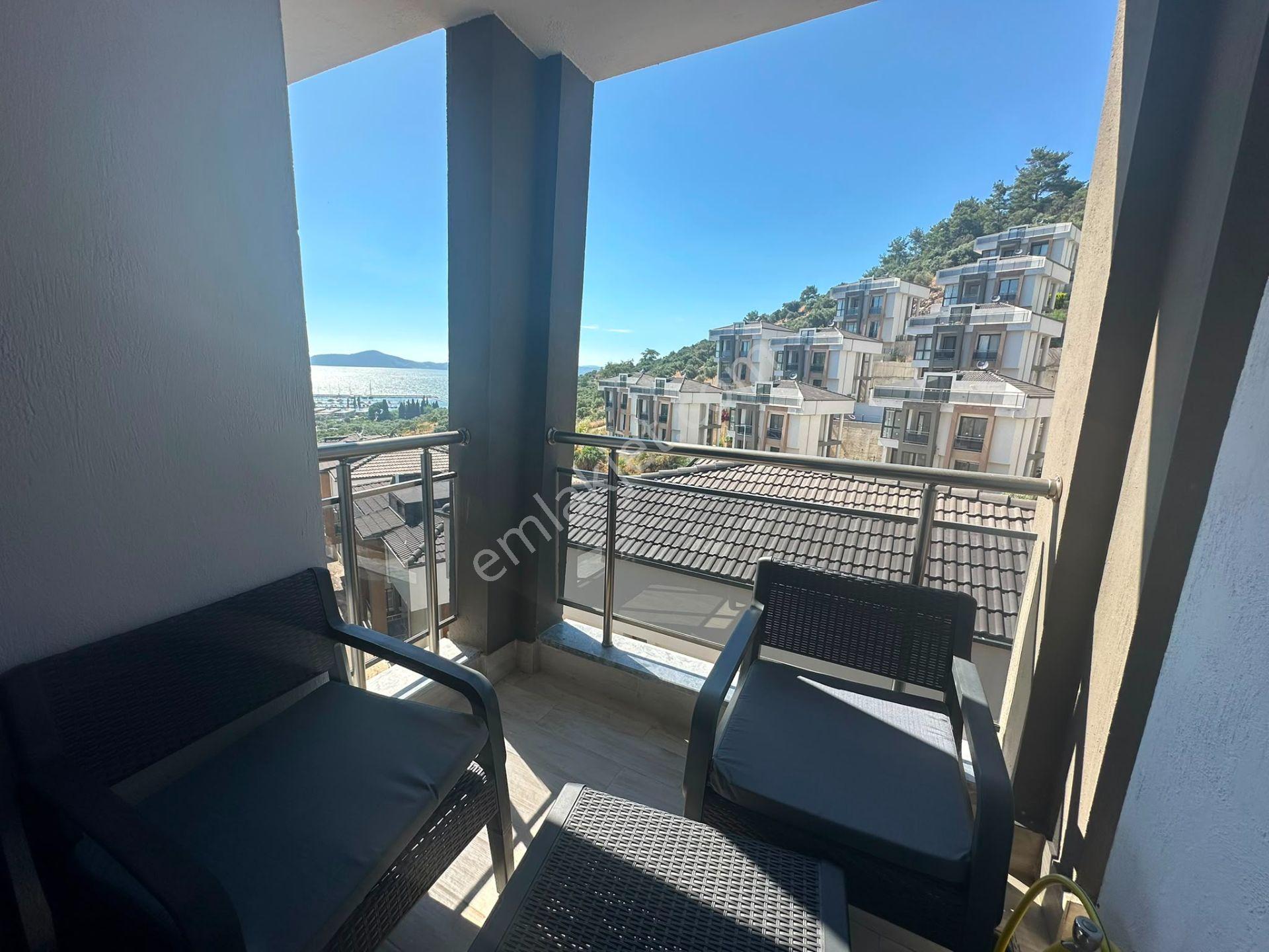 Deniz Manzaralı Eşyalı Tripleks Özel Havuzlu Villa - Görsel 6