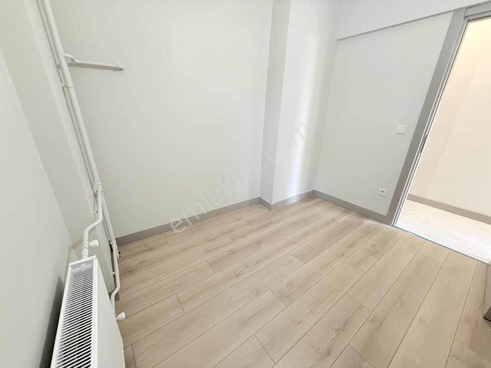 Bostancı'da Satılık 100 M² Net 3+1 Boş Daire Mimari Dekorlu - Görsel 7