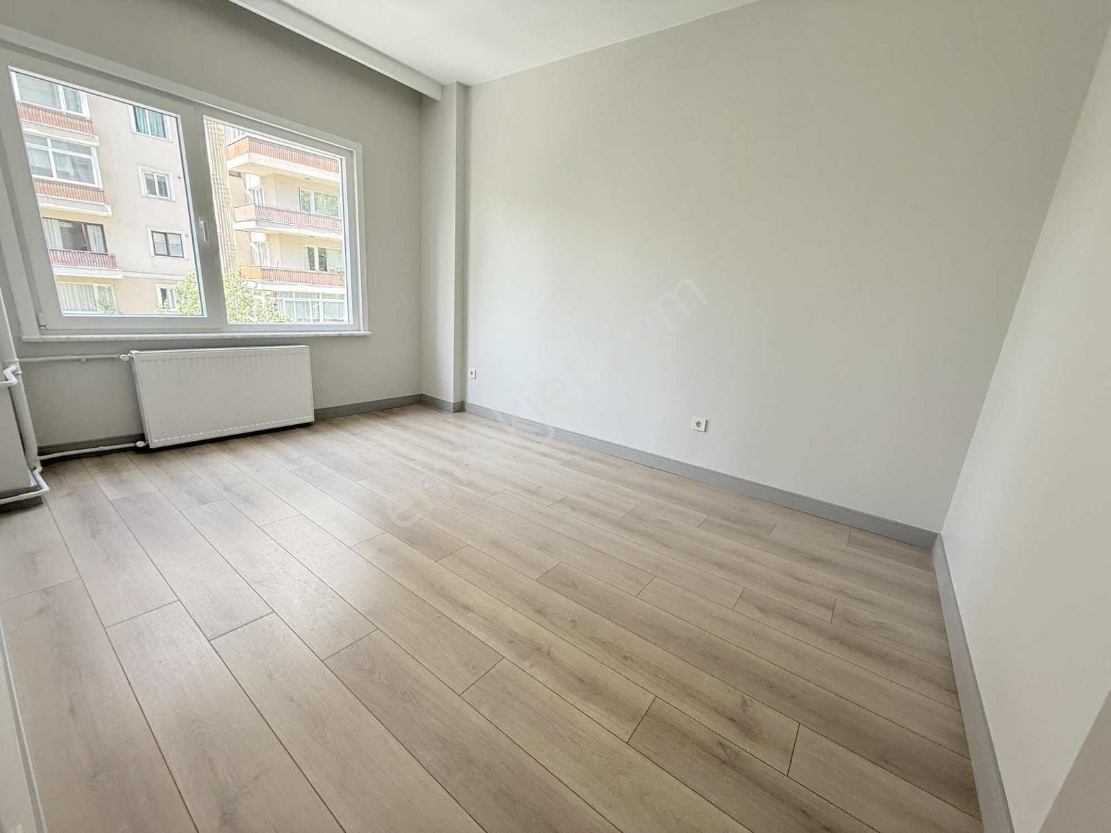 Bostancı'da Satılık 100 M² Net 3+1 Boş Daire Mimari Dekorlu - Görsel 13