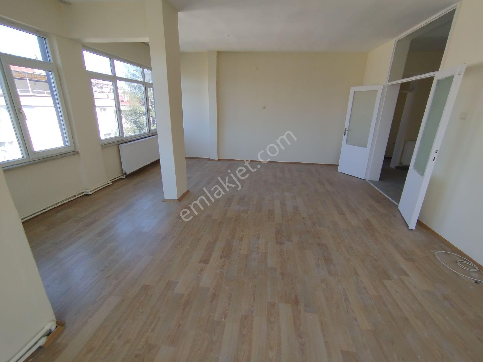 Yeski Emlâk İnşaattan Kiralık Daire Merkezi Konumda Bahçelievler Mahallesi - Görsel 2