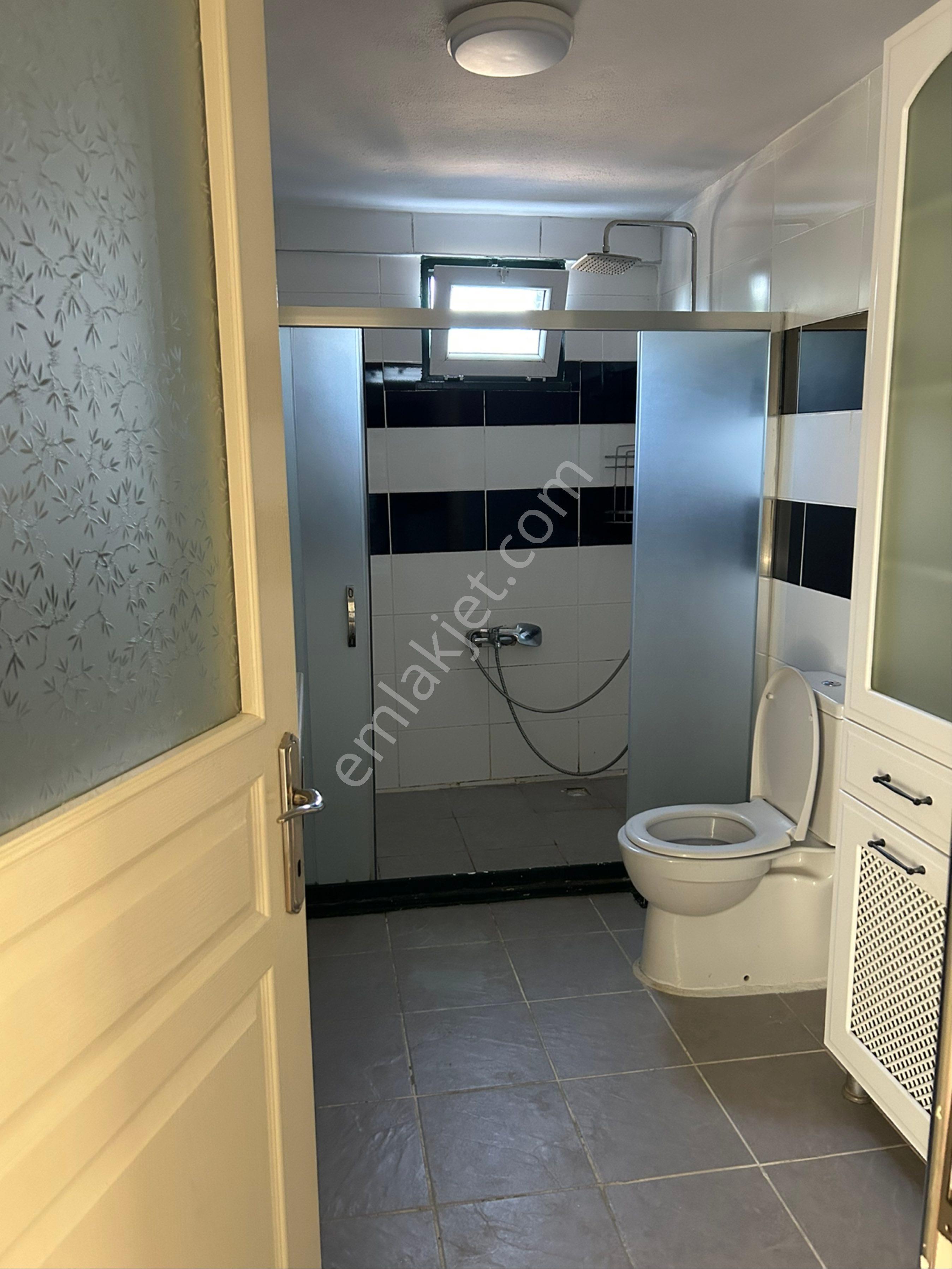 Sahibinden Akhisar Medar Kiralık 3+1 Kaloriferli Bahçeli Daire - Görsel 11
