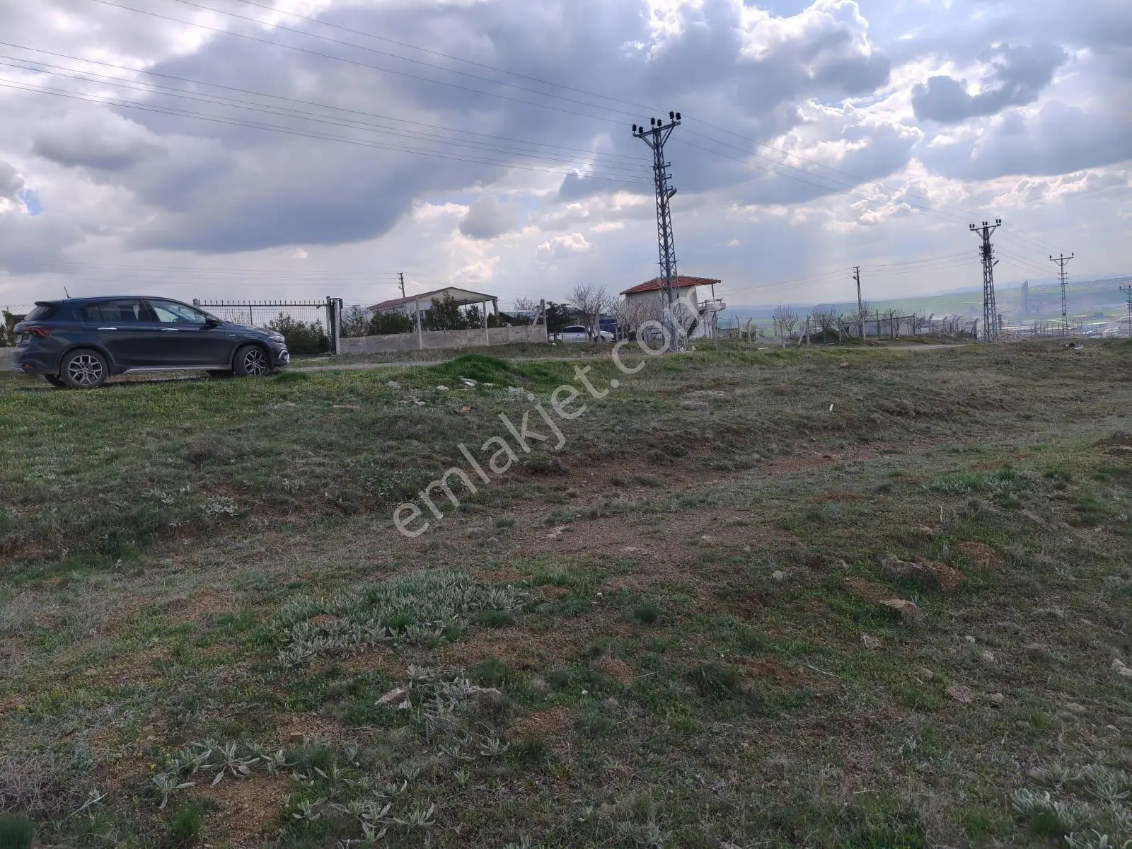 Sahibinden Hasanoğlanda 850 M2 İmarlı Konut Arsası - Görsel 5