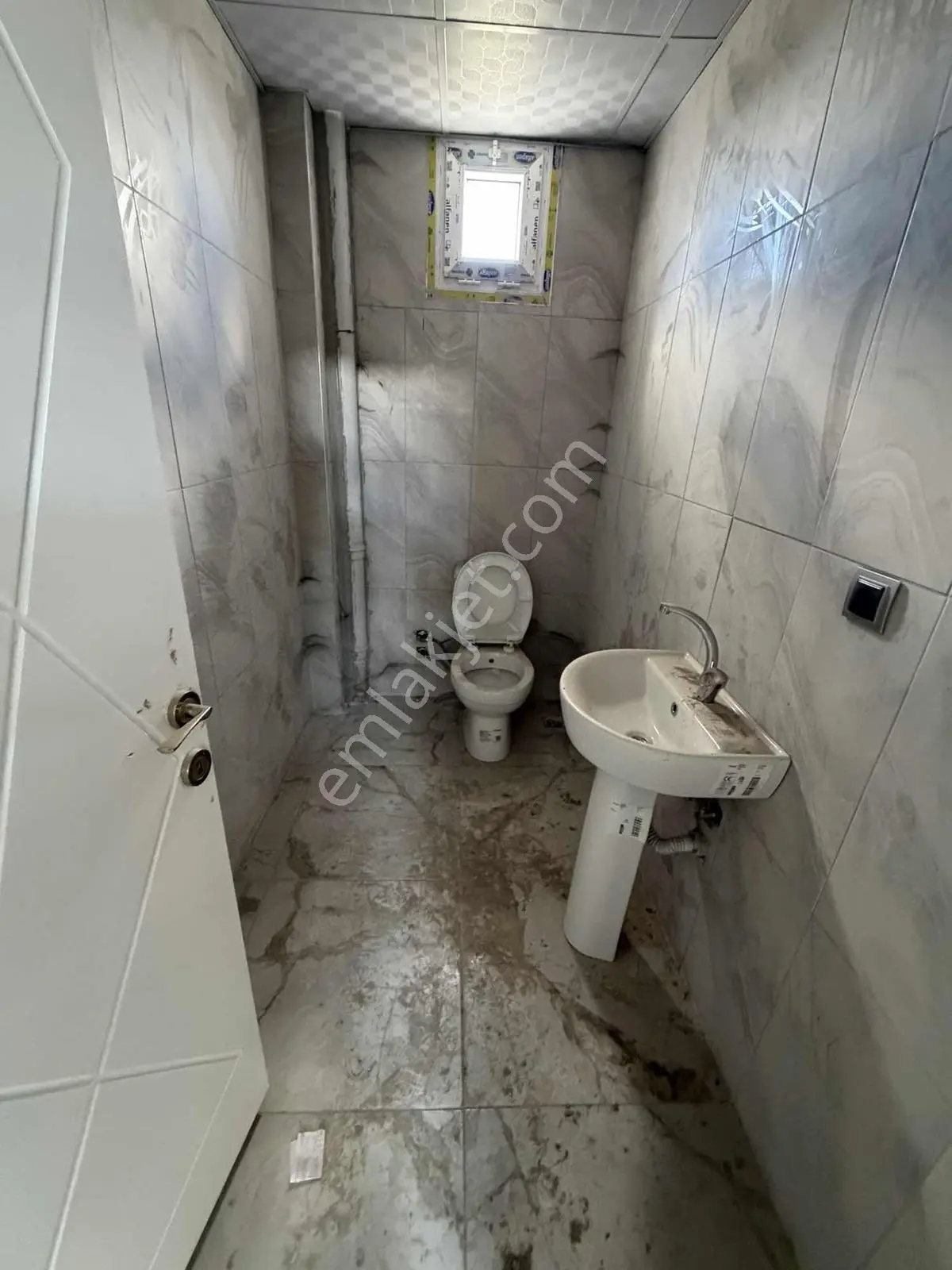 Kiralık 150 M2 Dükkan Şekerde - Görsel 3