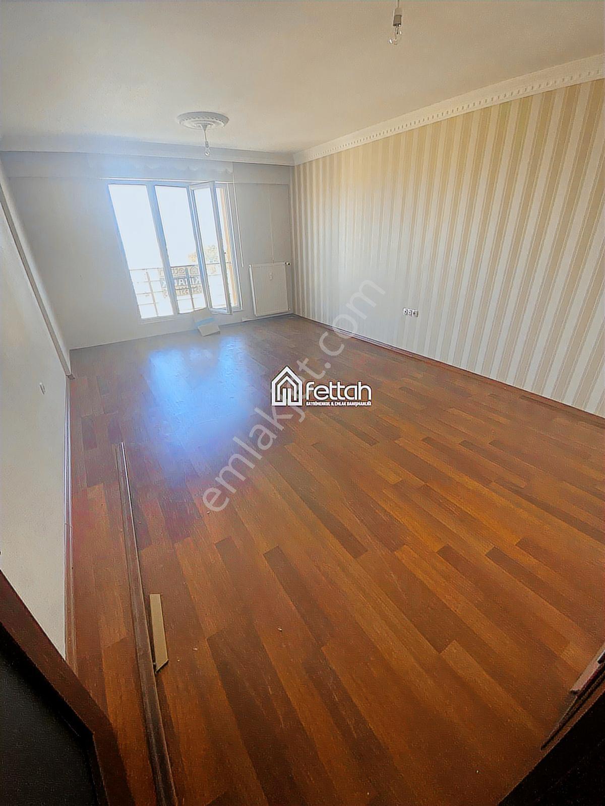 Kuzeykent Akademi Sitesinde 3+1 Kiralık Geniş Daire - Görsel 5