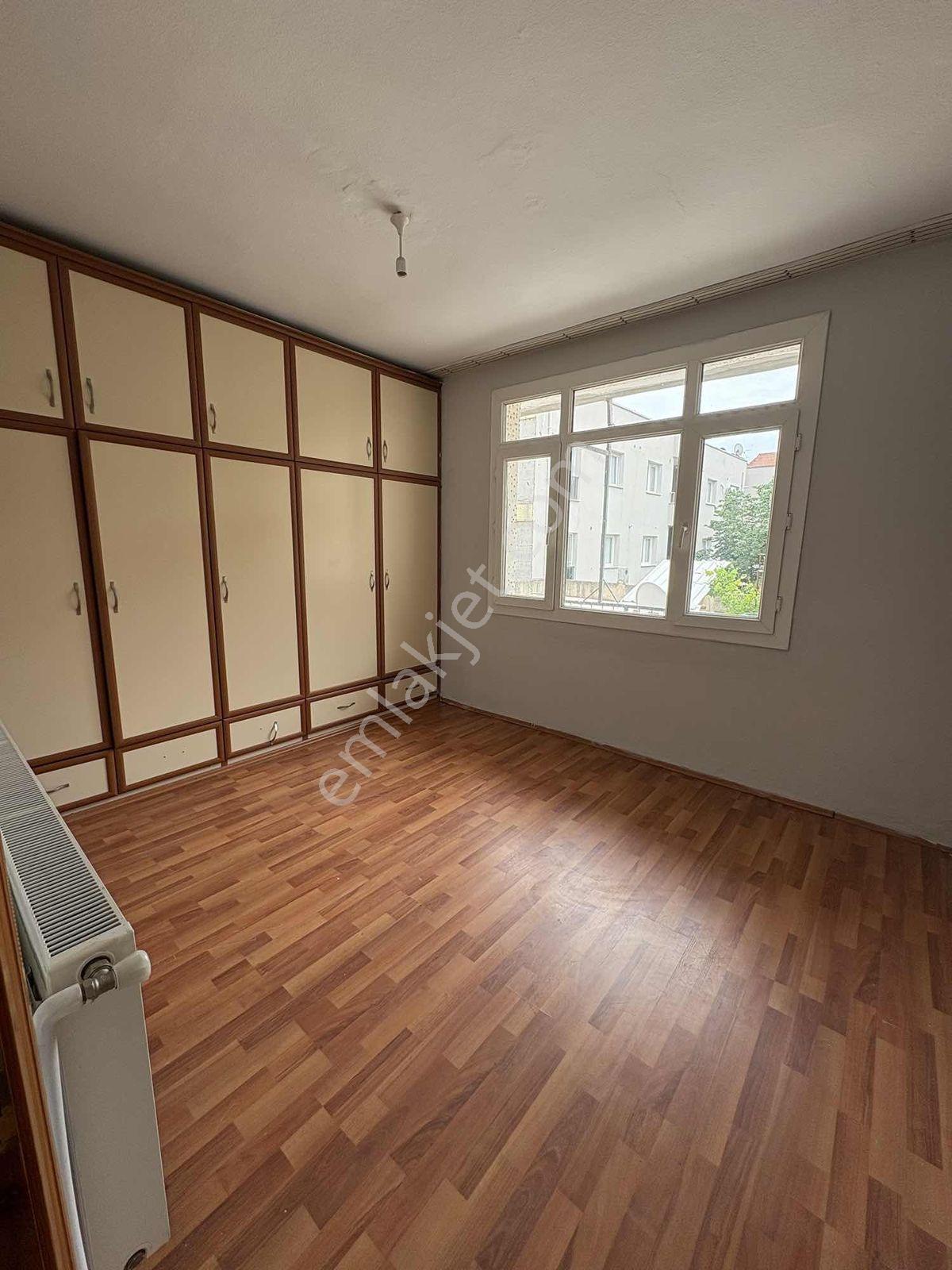 Nova'dan Yılmazlar Mahallesinde Merkezi Konumda 3+1 Kiralıkdaire - Görsel 3