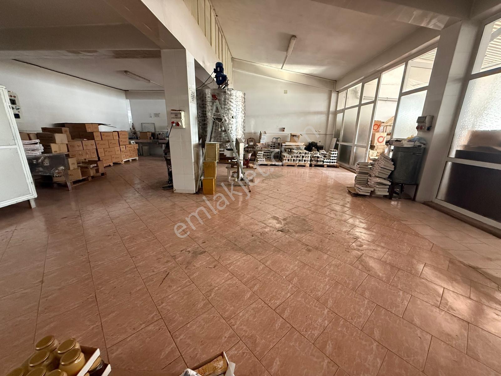 Asel'den Sanayii'de 310 M2 İçi Yapılı İşyeri - Görsel 2