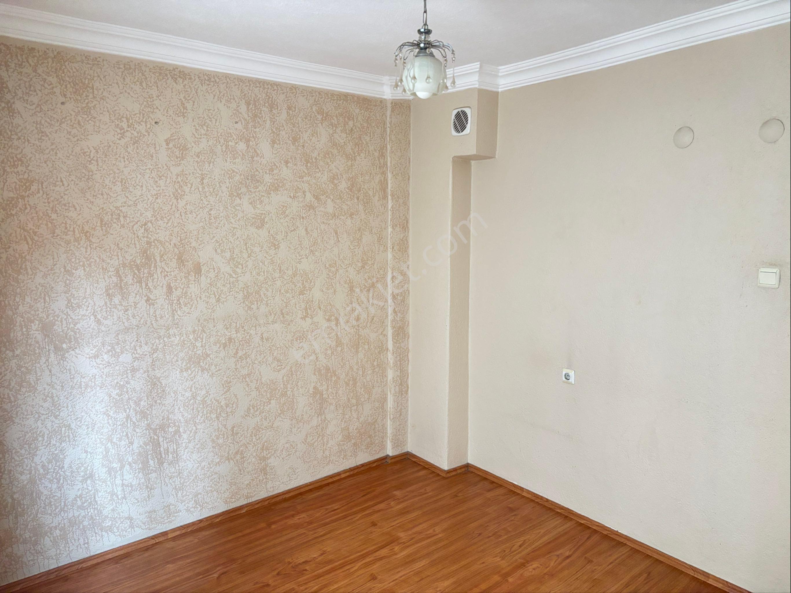 Sahibinden Kiralık Çiğli Yenimahallede 2+1 - Görsel 7
