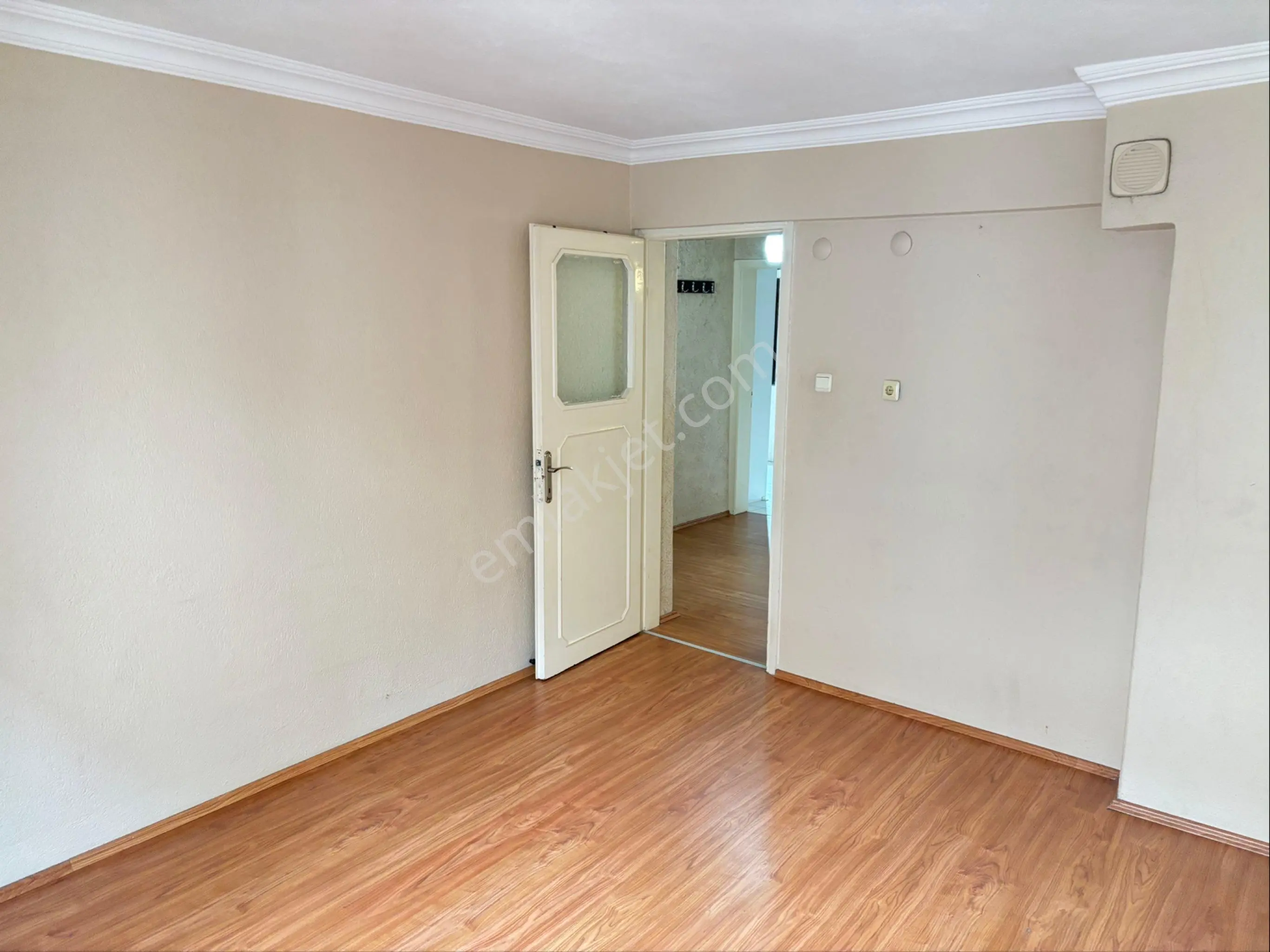 Sahibinden Kiralık Çiğli Yenimahallede 2+1 - Görsel 2