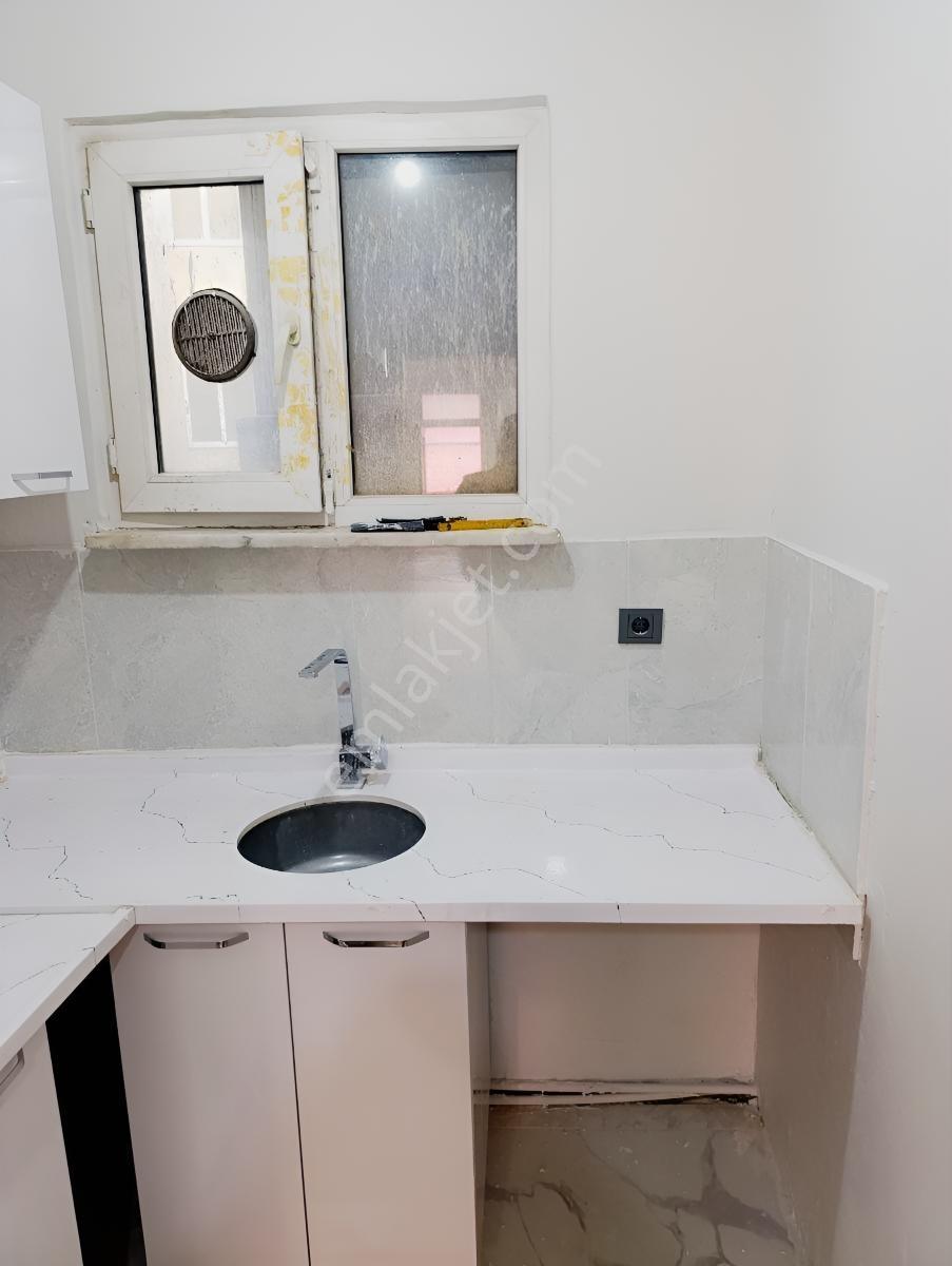 2+1 Kiralık Daire 4. Levent Metro'ya 3 Dakika Boyalı Tadilatlı - Görsel 16