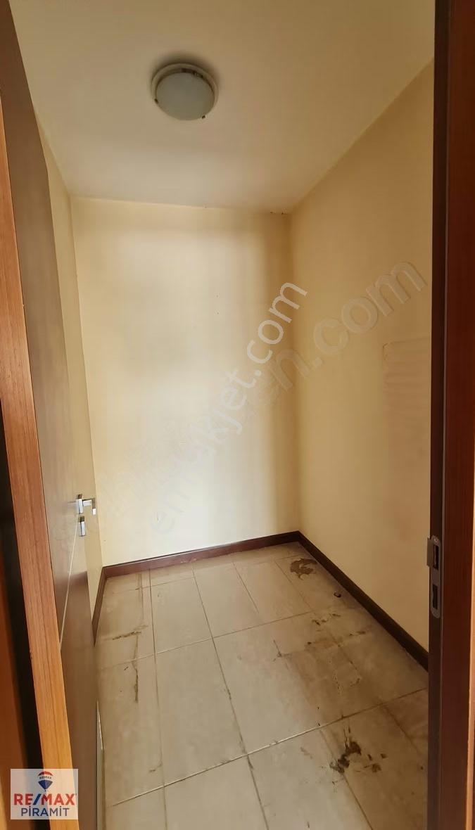 Sur Yapı Dorapark Sitesi 3+1 Ebv Banyolu Kiler Ve Depolu Kiralık - Görsel 9