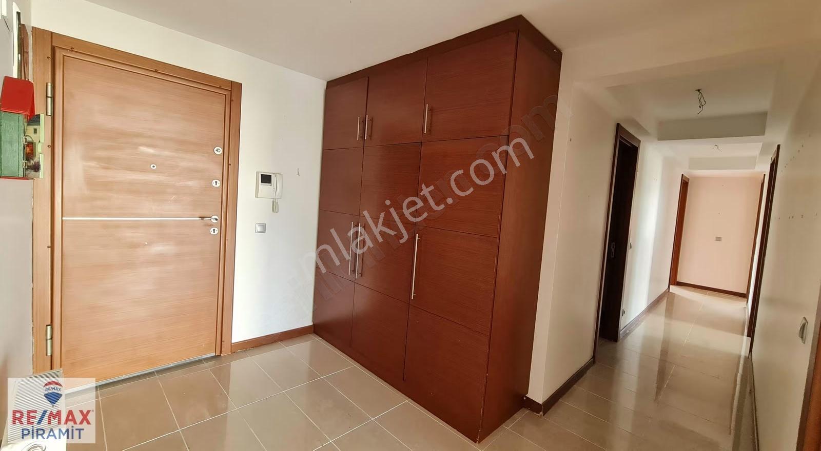 Sur Yapı Dorapark Sitesi 3+1 Ebv Banyolu Kiler Ve Depolu Kiralık - Görsel 3
