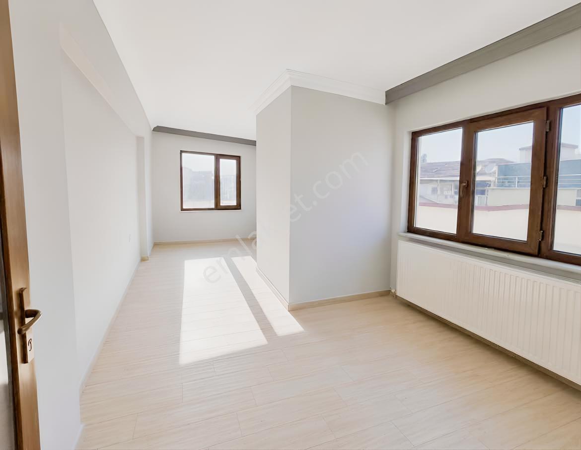 Burhaniye Merkezde Satılık Dubleks Daire - Görsel 4