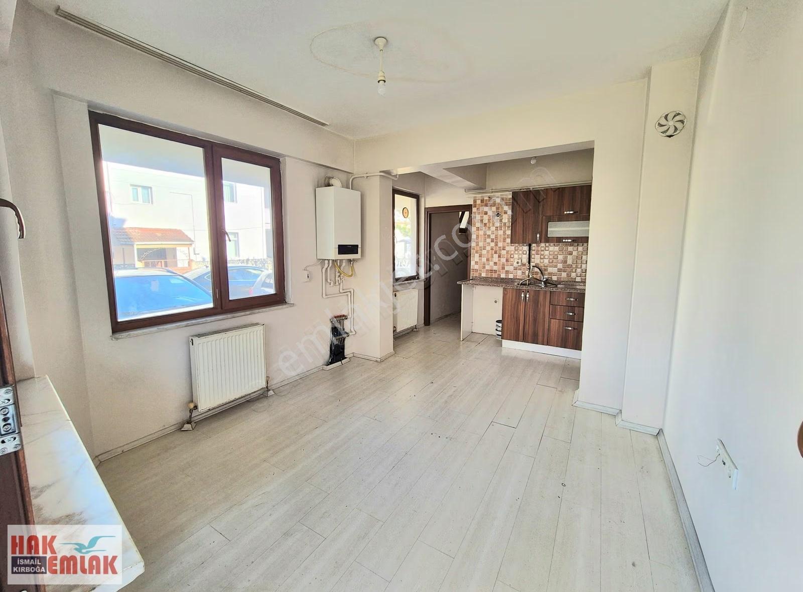 Hak Emlak'tan Cumhuriyet Mahallesinde Kiralık 2+1 Daire - Görsel 10