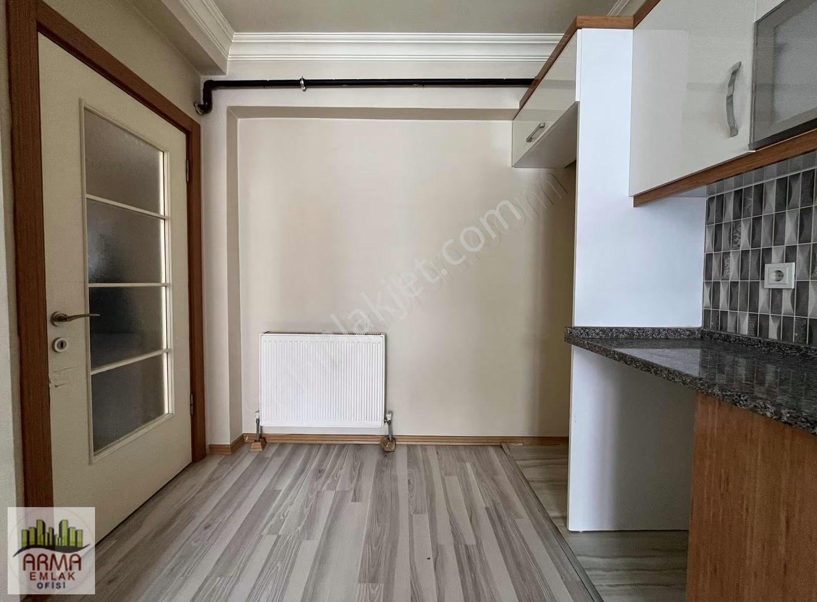 Kemalettin Mah. Cadde Cephe Satılık 2+1 Kiracısız Daire - Görsel 3