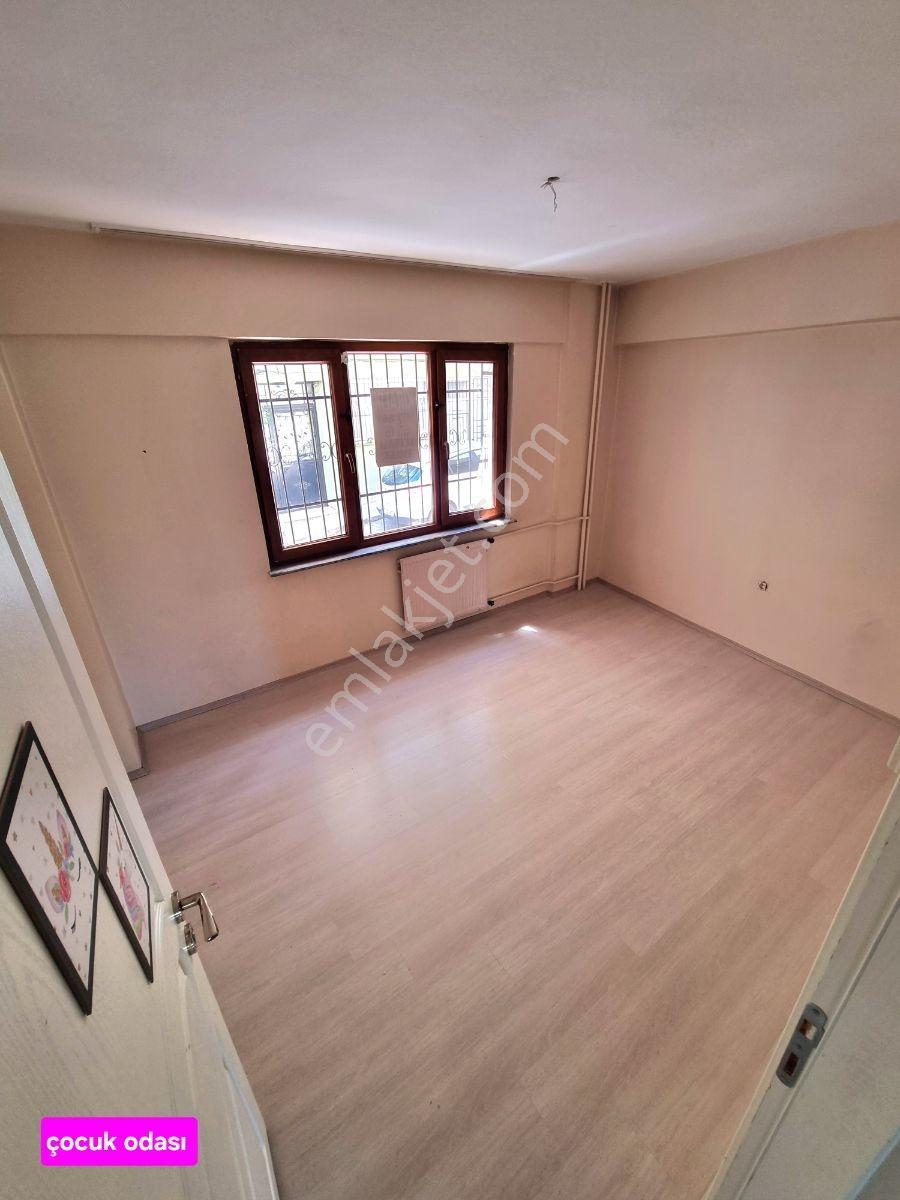 Heykel-setbaşı Merkezde Manzaralı Geniş Ara Kat Balkonlu Daire - Görsel 14