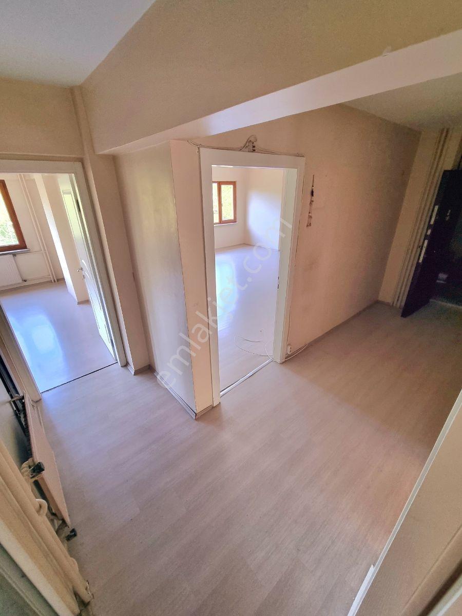 Heykel-setbaşı Merkezde Manzaralı Geniş Ara Kat Balkonlu Daire - Görsel 19